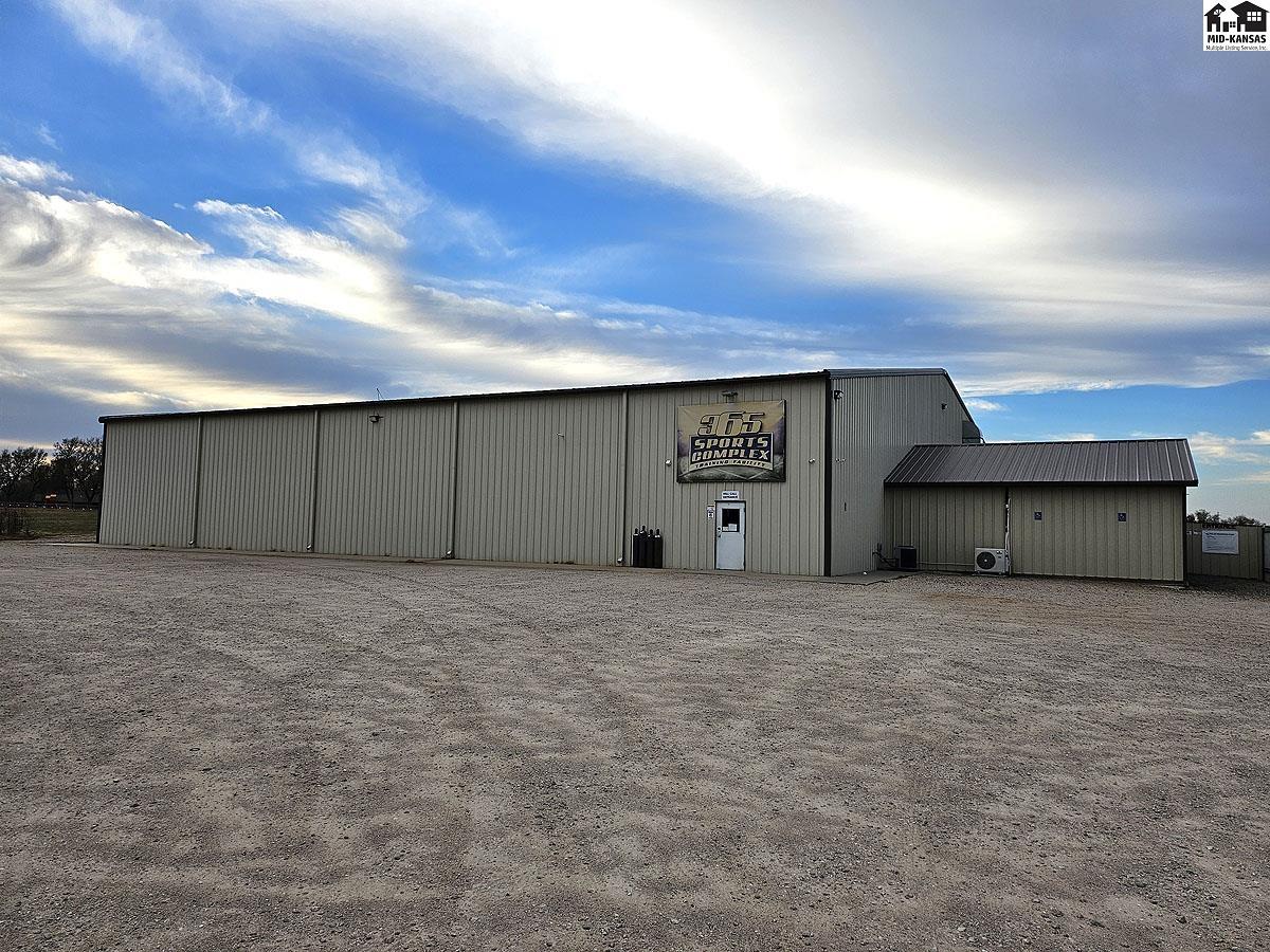 Commercial for sale in Inman, Kansas, 49540