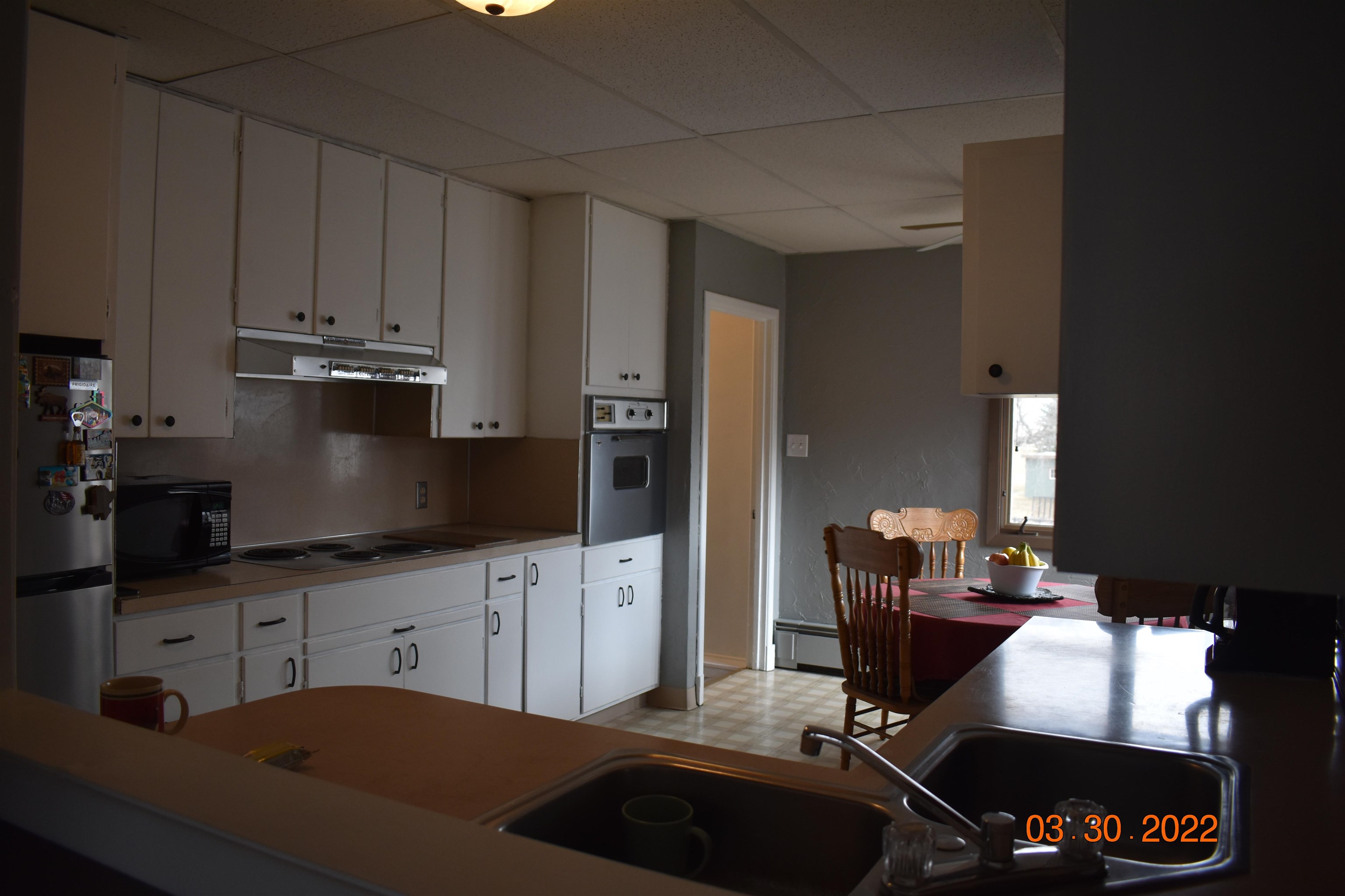 38 3rd St NE