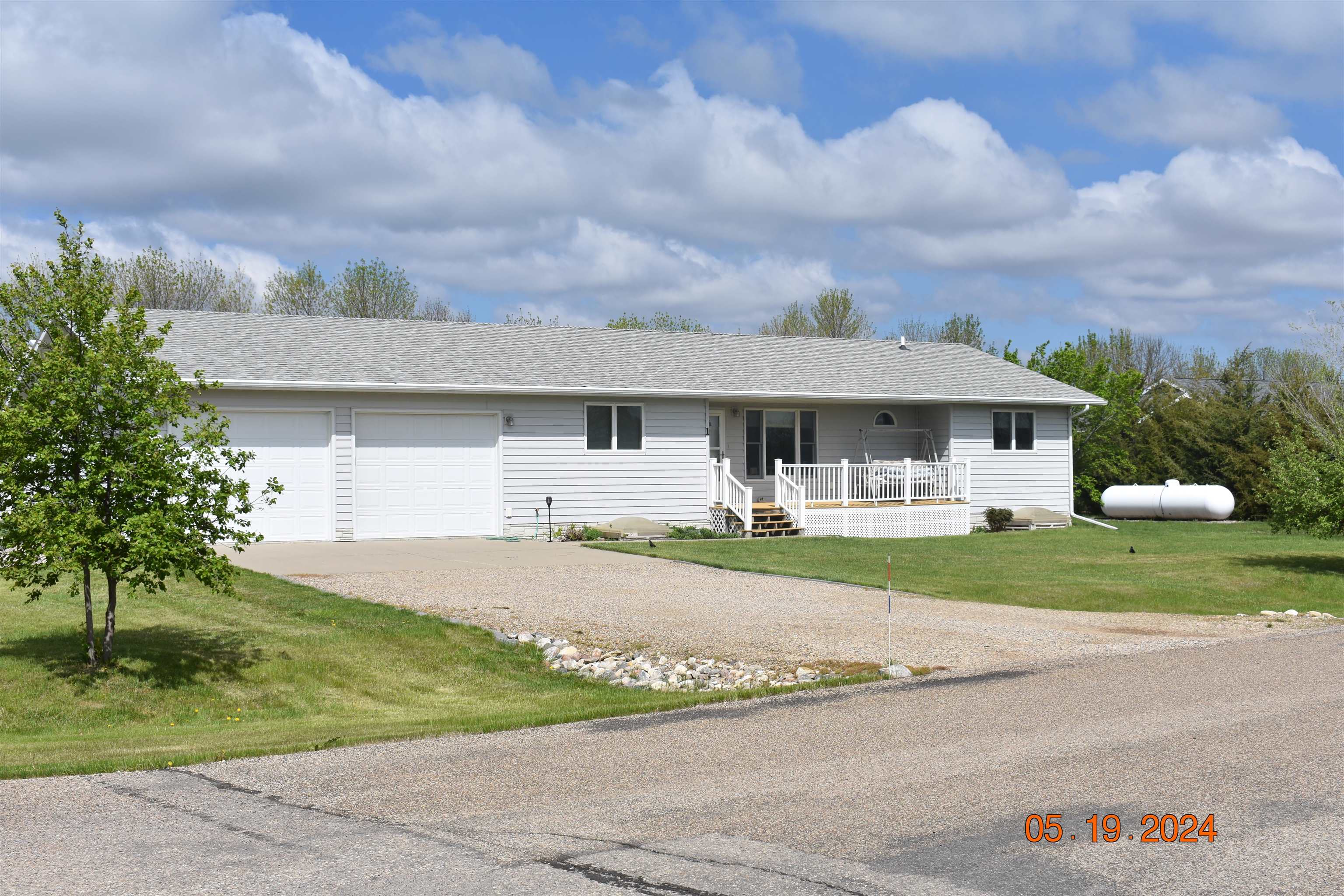 Residential for sale in Garrison, North Dakota, 240864