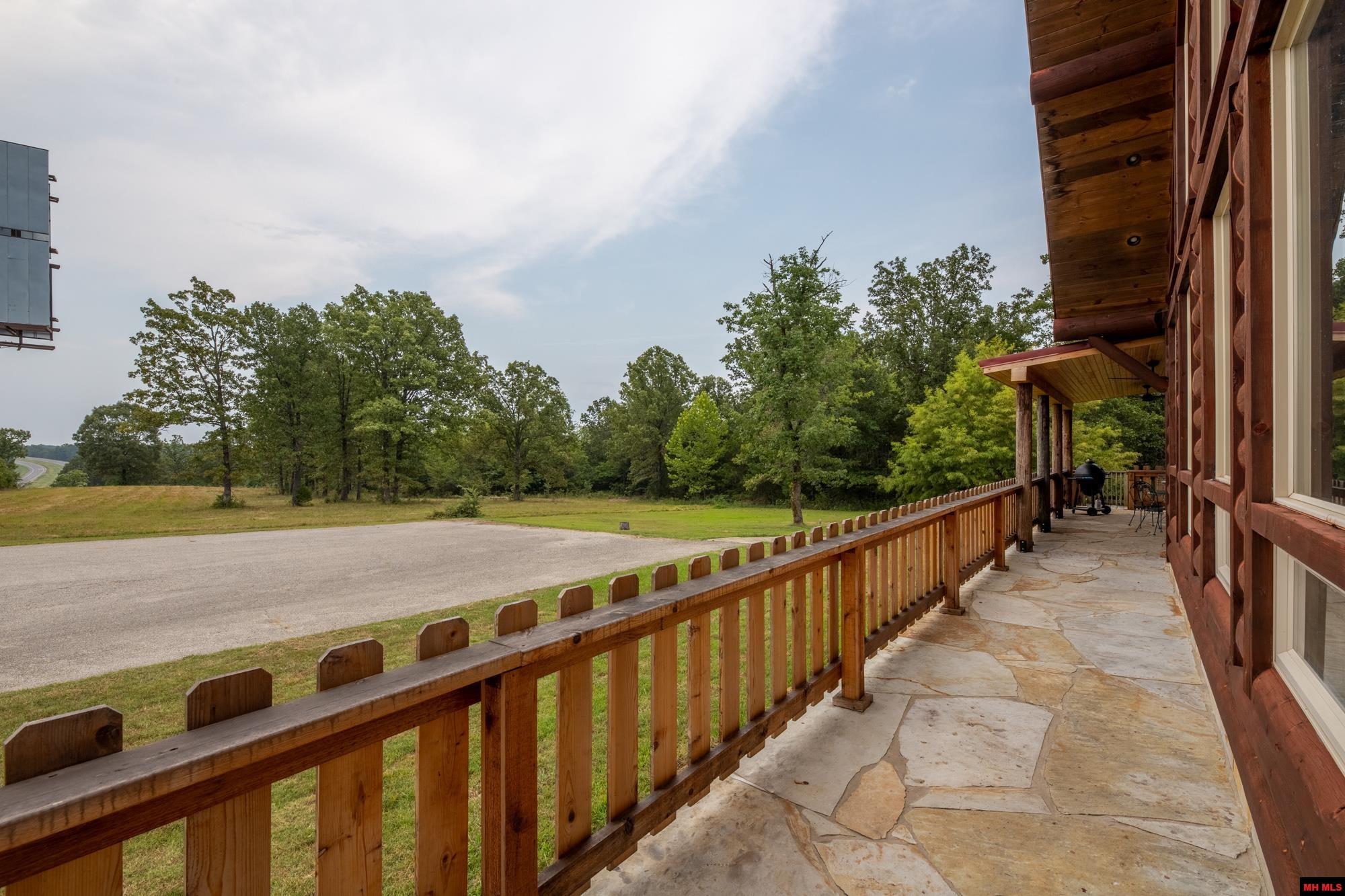 273 GOLDEN STAR LANE Mountain Home, AR