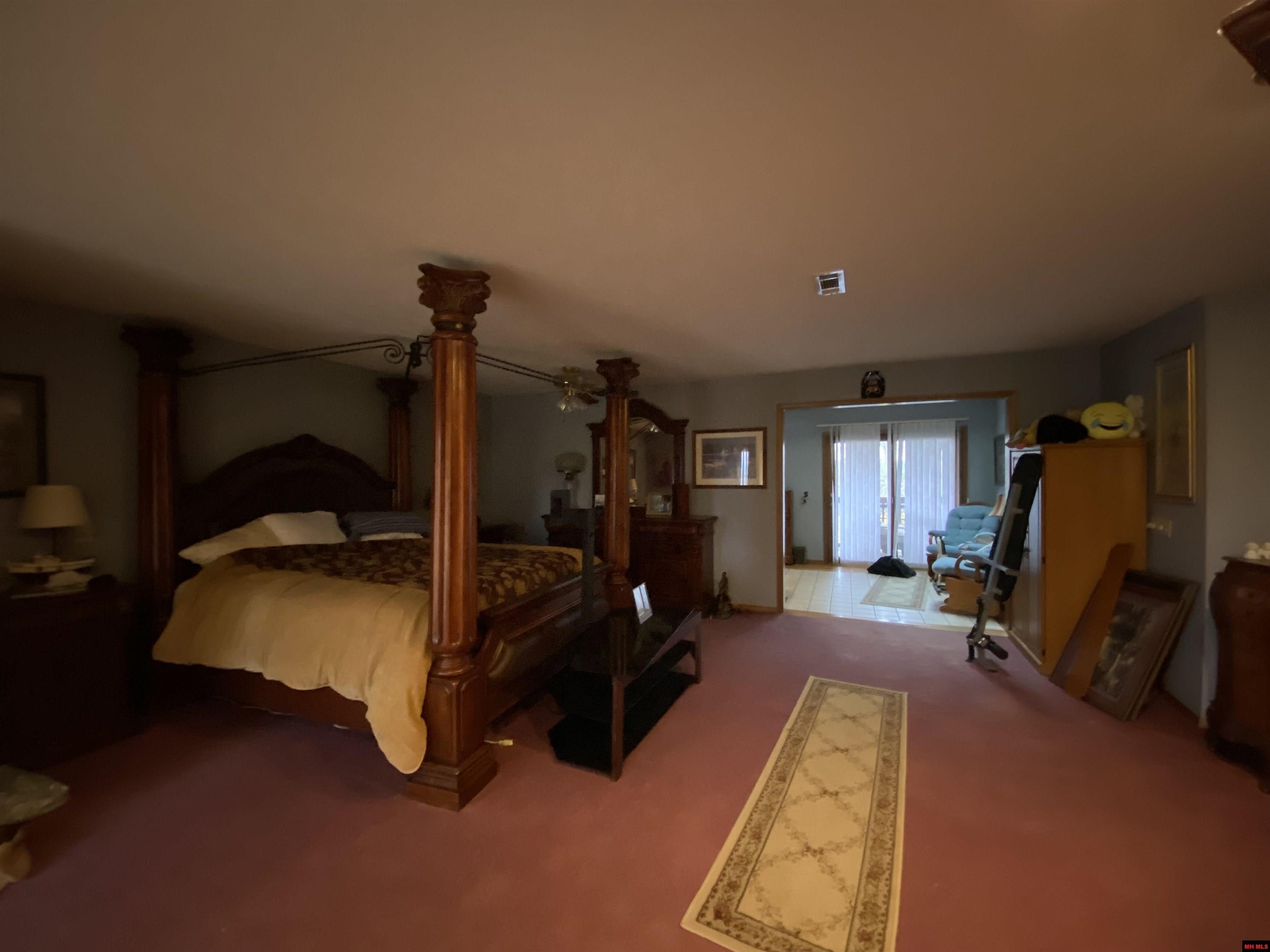 1811 CENTRAL BOULEVARD Bull Shoals, AR