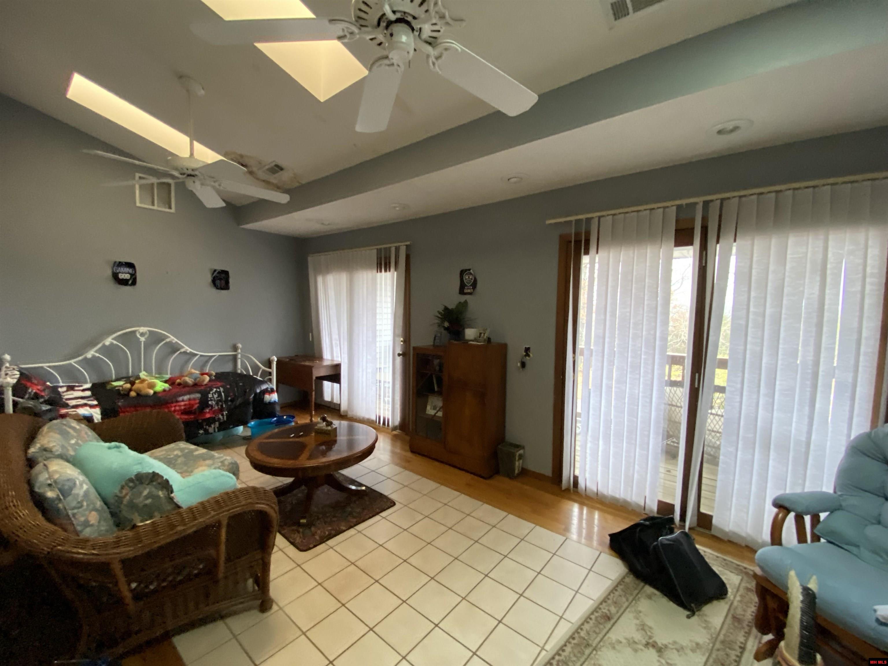 1811 CENTRAL BOULEVARD Bull Shoals, AR