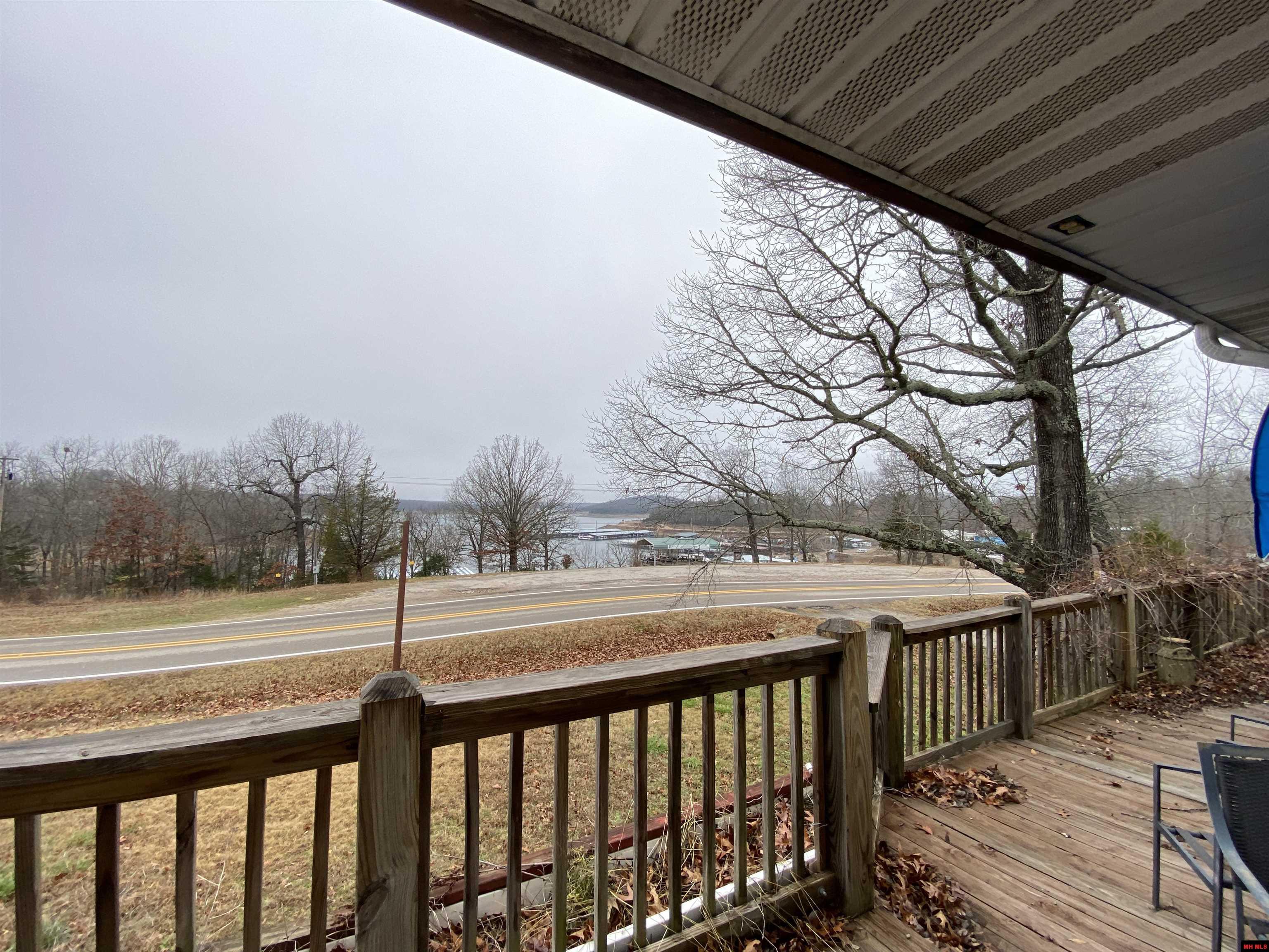 1811 CENTRAL BOULEVARD Bull Shoals, AR