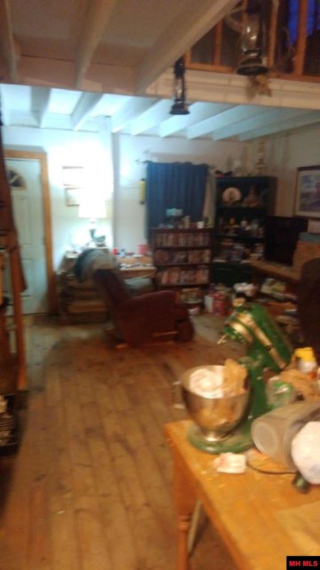 1826 MC 5013 Everton, AR 72633