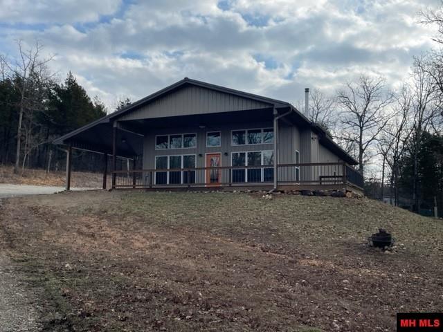 937  NORFORK LAKE DRIVE