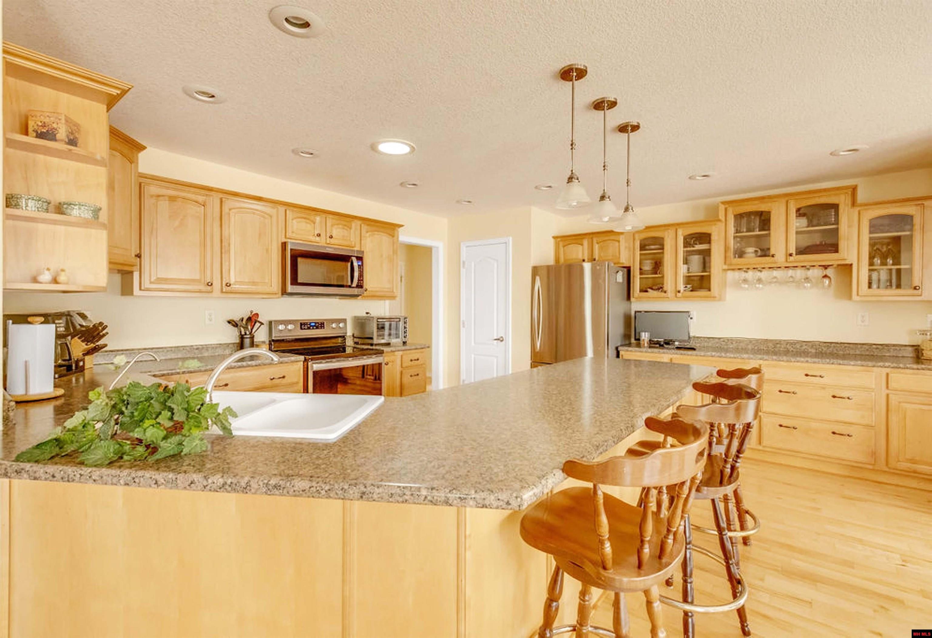 125 WILHELM ROAD Theodosia, MO