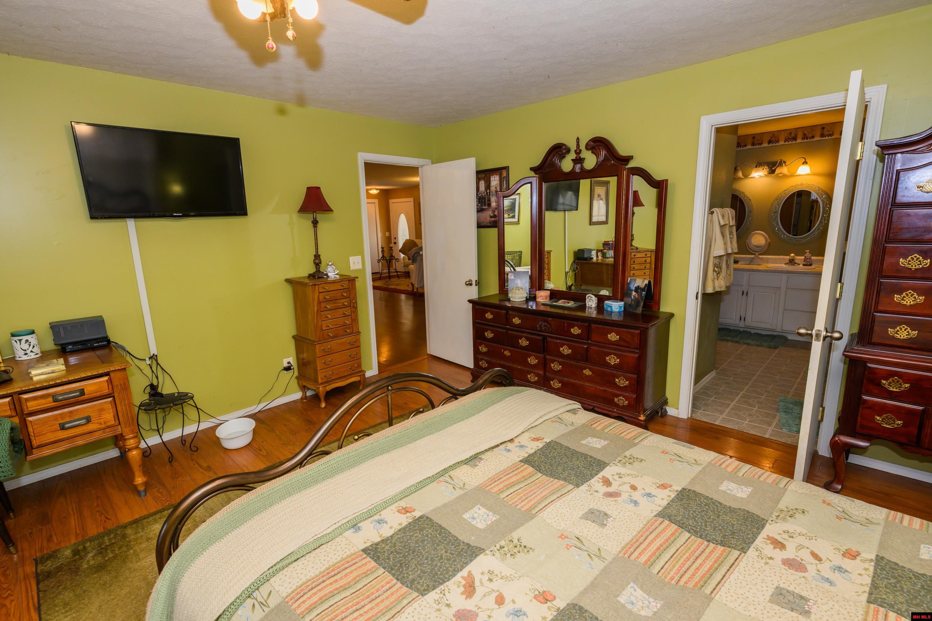 8173 HWY 5 NORTH Mountain Home, AR
