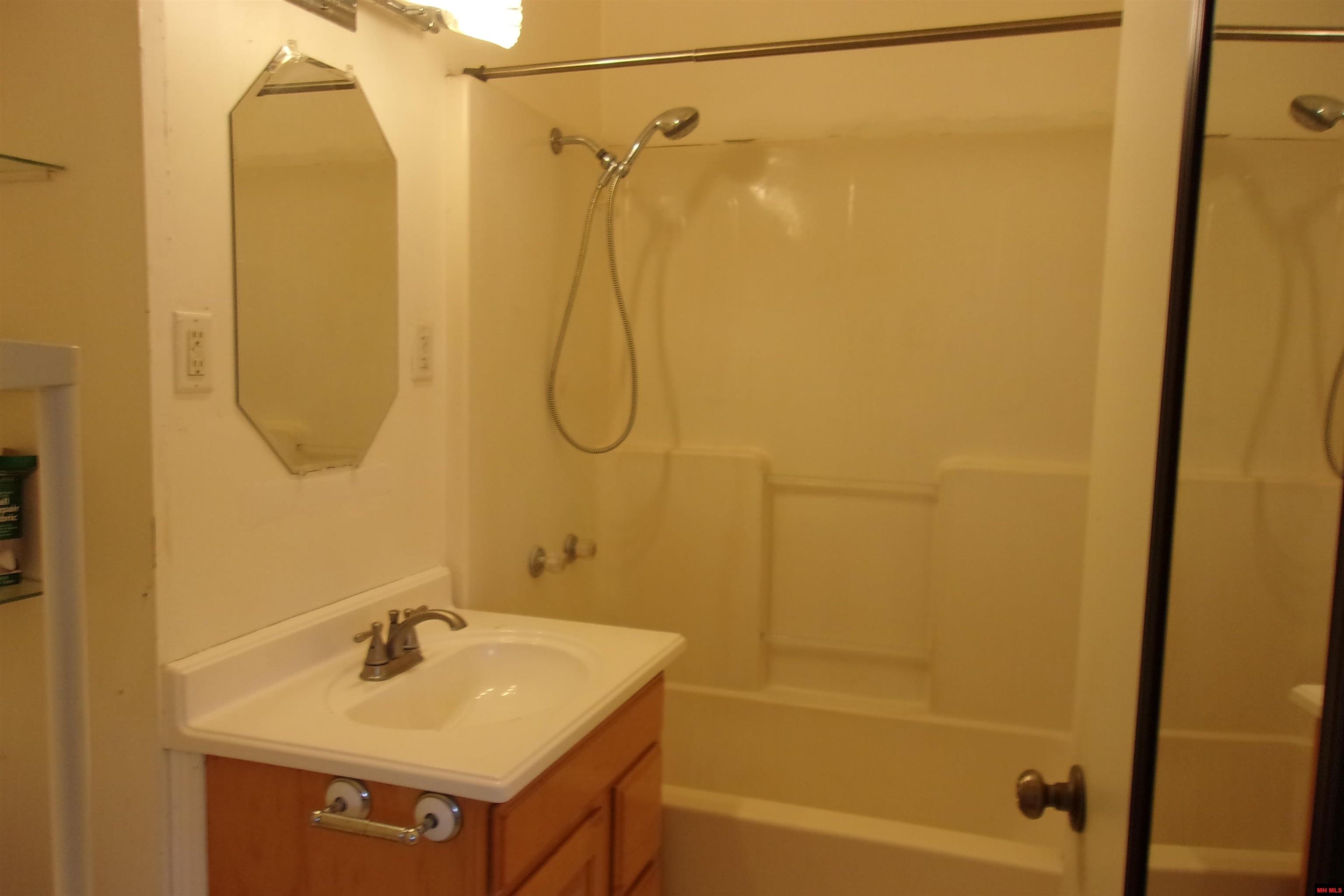 384 BRUSHY KNOB TRAIL Mountain Home, AR