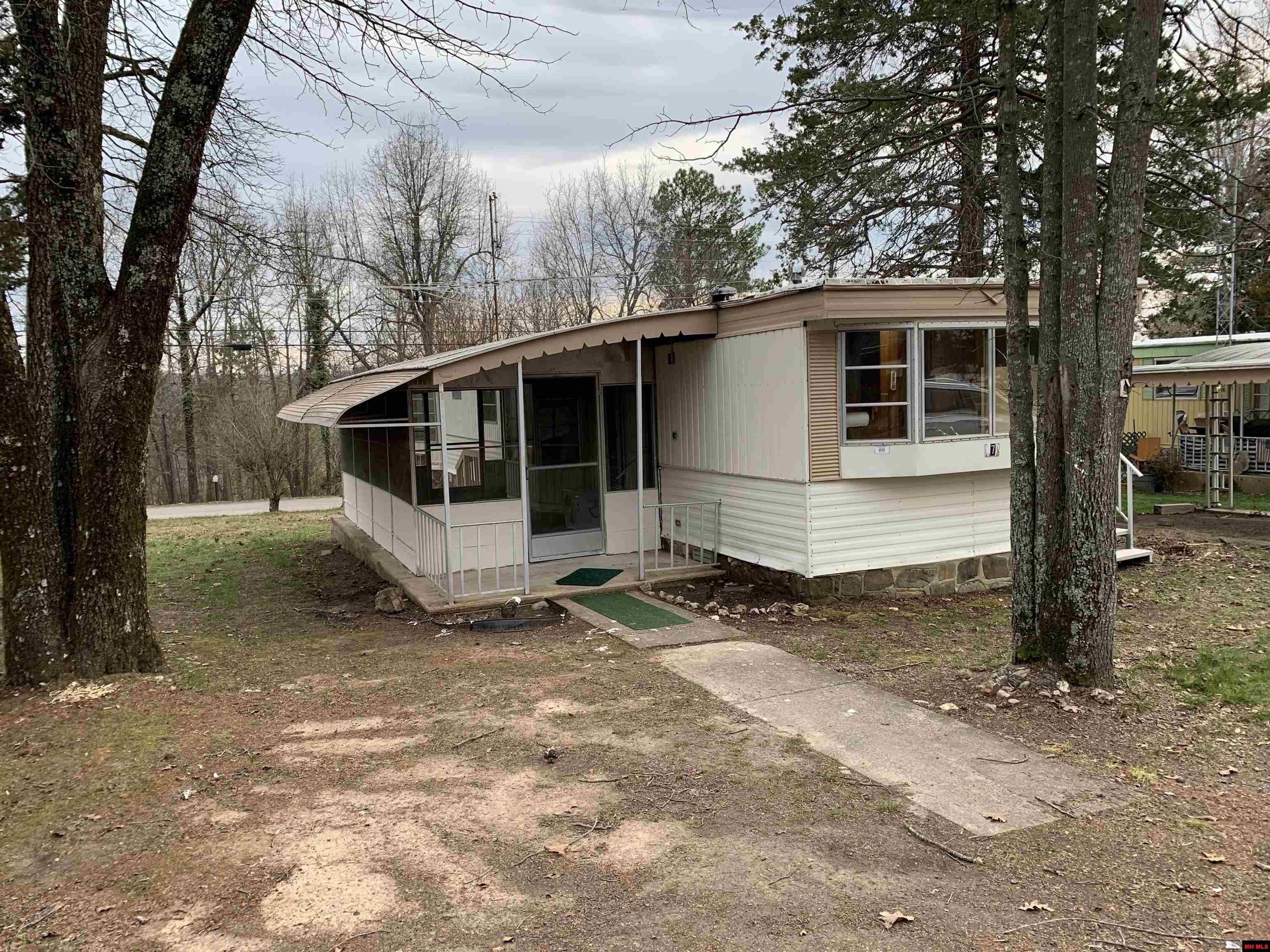 661 NUBBIN RIDGE ROAD Lakeview, AR