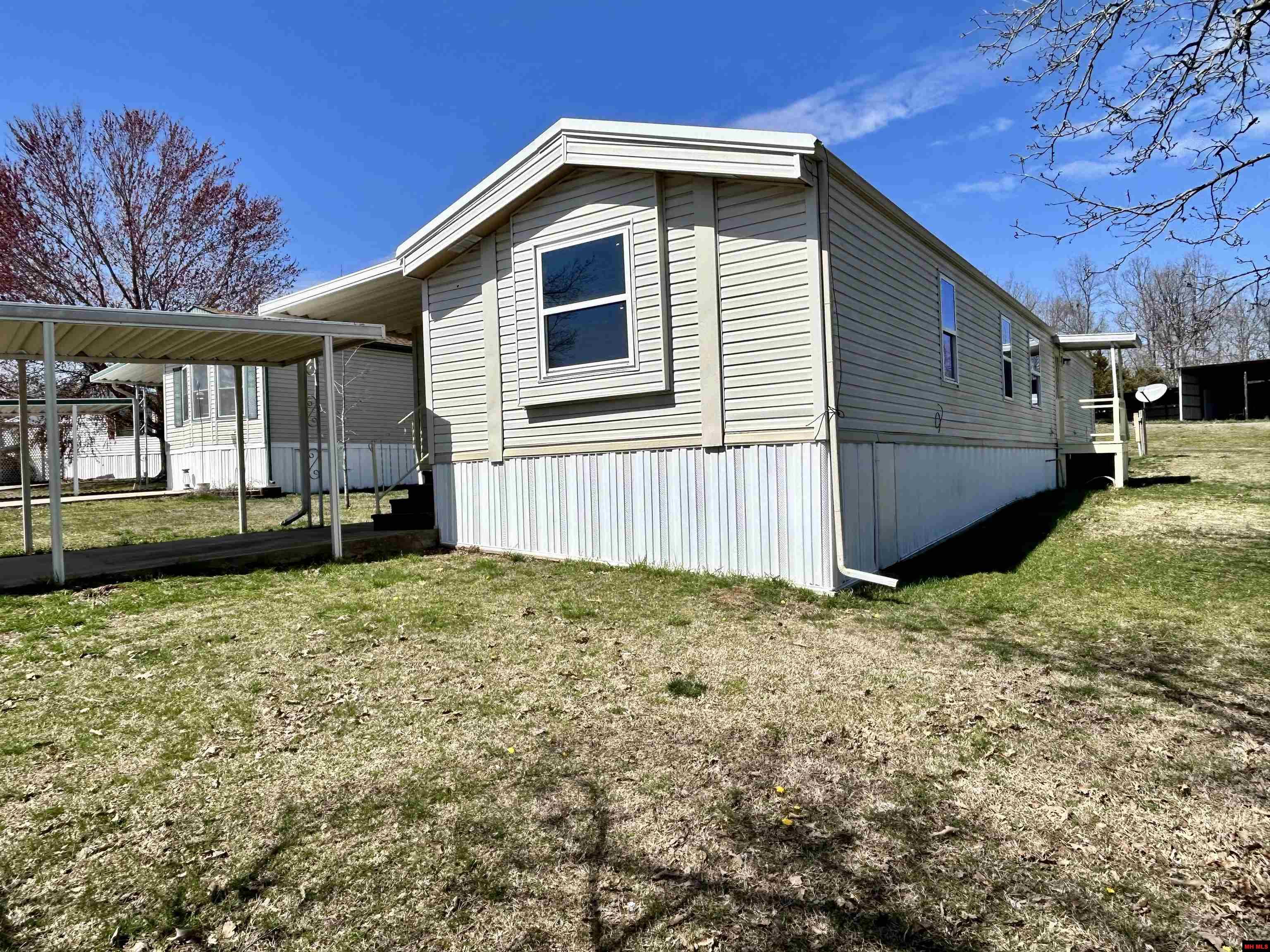 16 BENJAMIN DRIVE Mountain Home, AR
