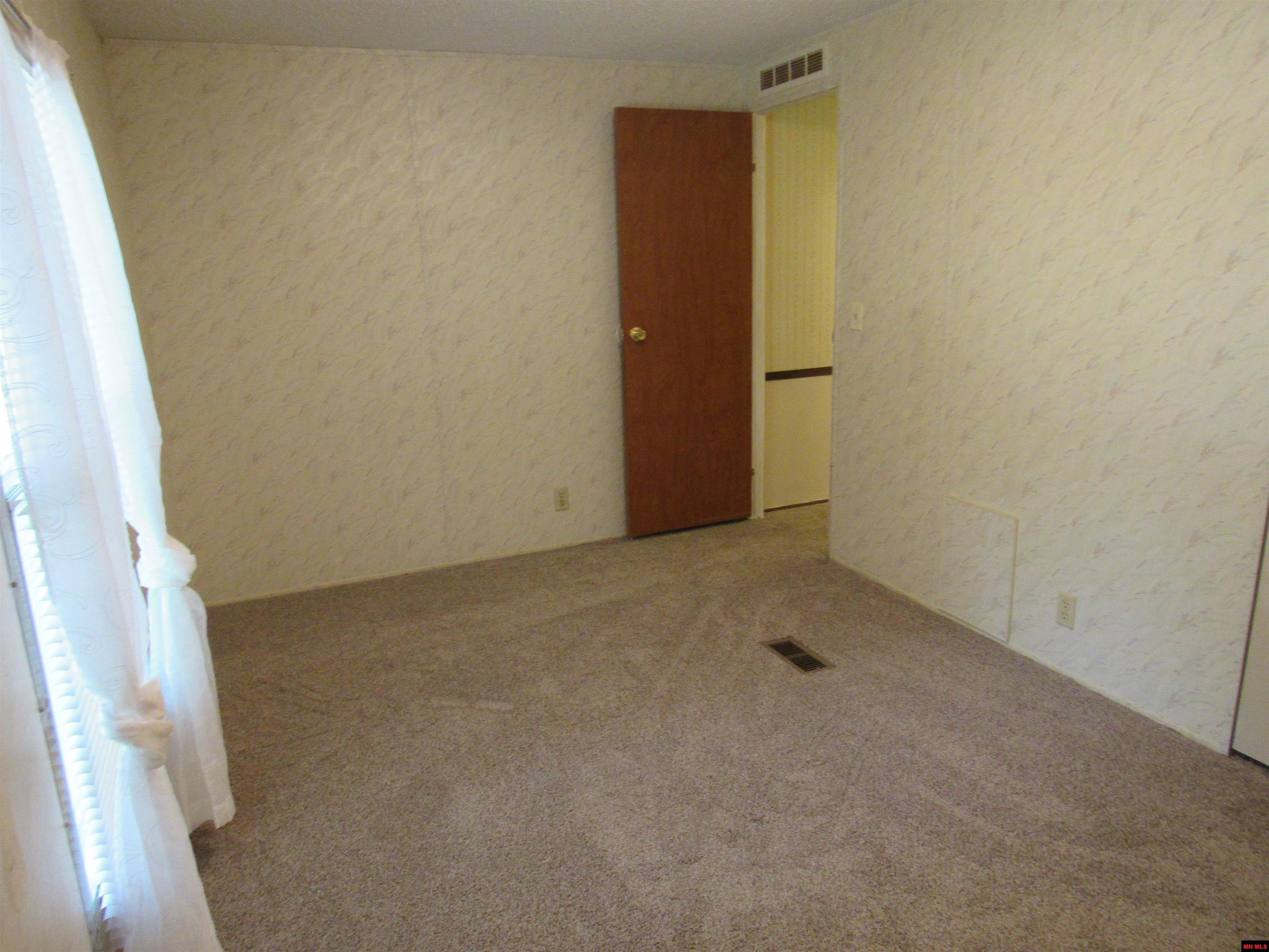 111 MANN STREET Flippin, AR