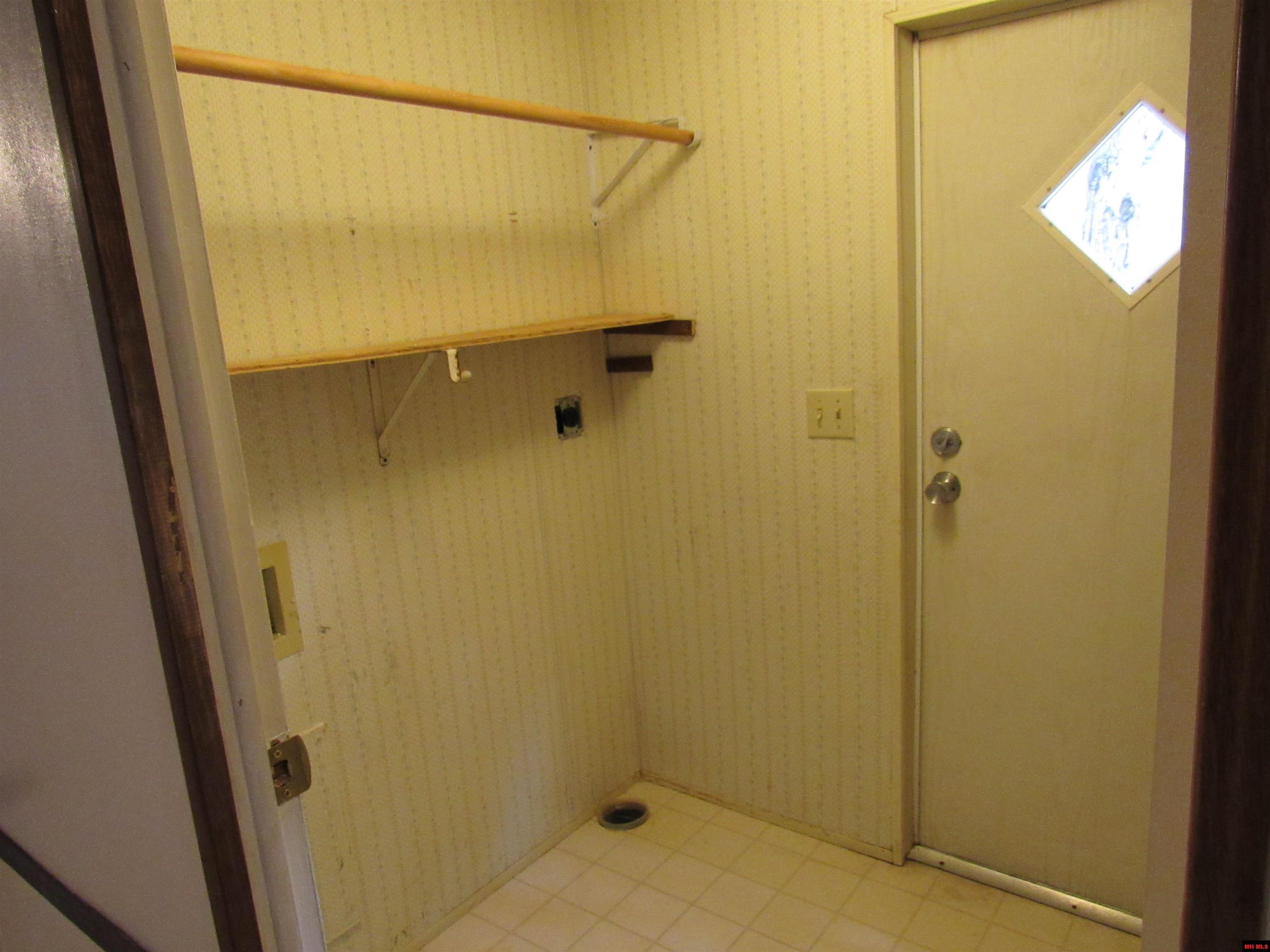 111 MANN STREET Flippin, AR