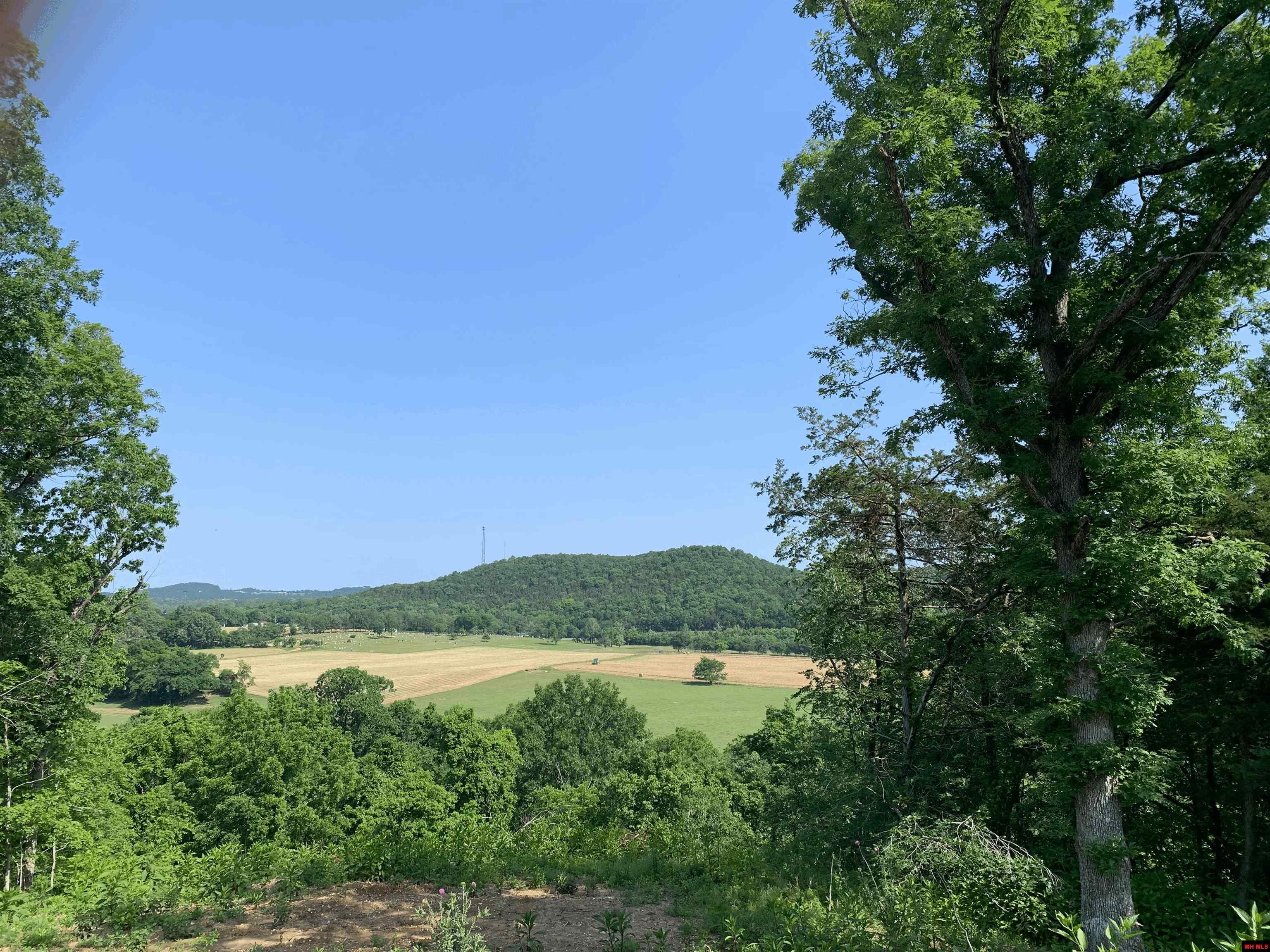 912 MC 6001 Yellville, AR