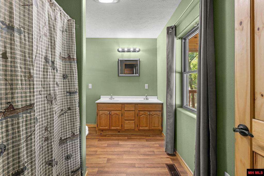 314 MC 103 Mountain Home, AR