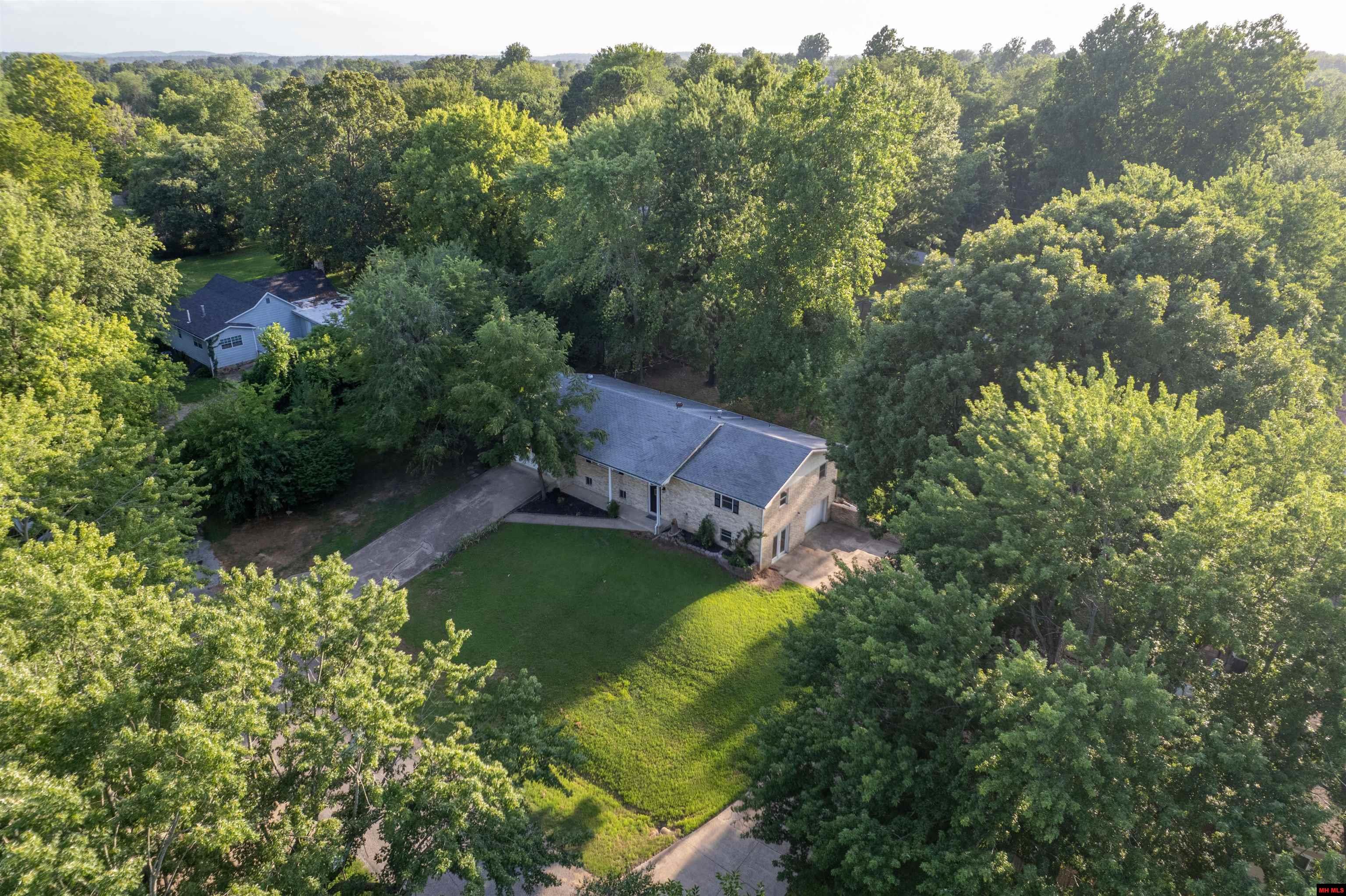 606 DIXIE COURT Mountain Home, AR