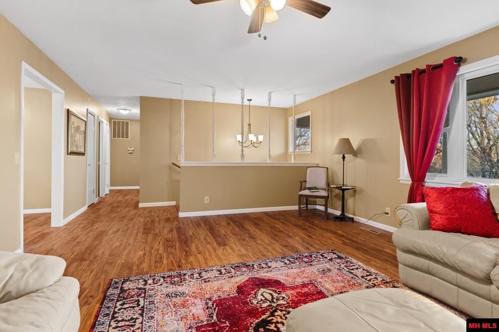 606 DIXIE COURT Mountain Home, AR