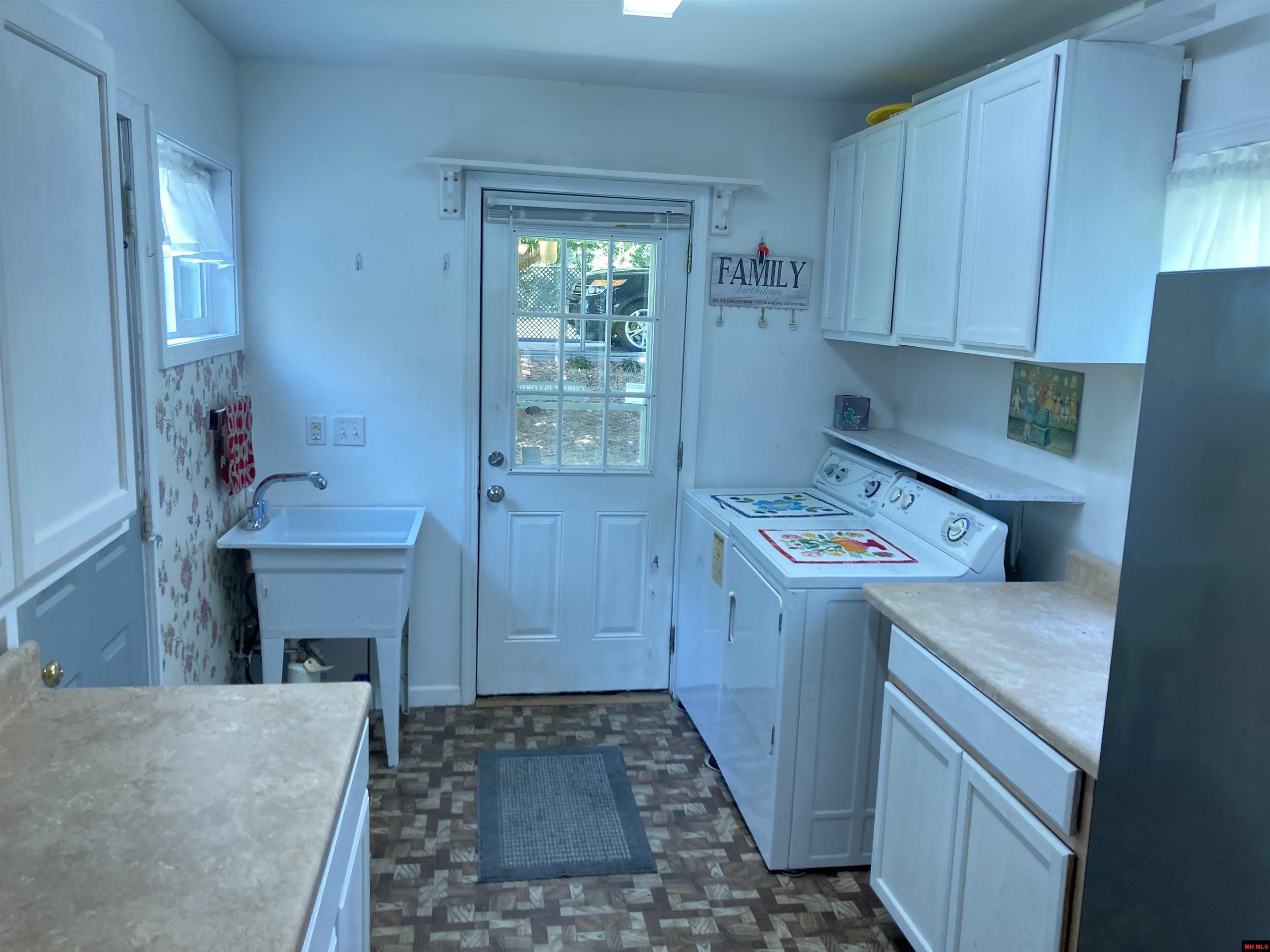 509 DALTON AVENUE Cotter, AR