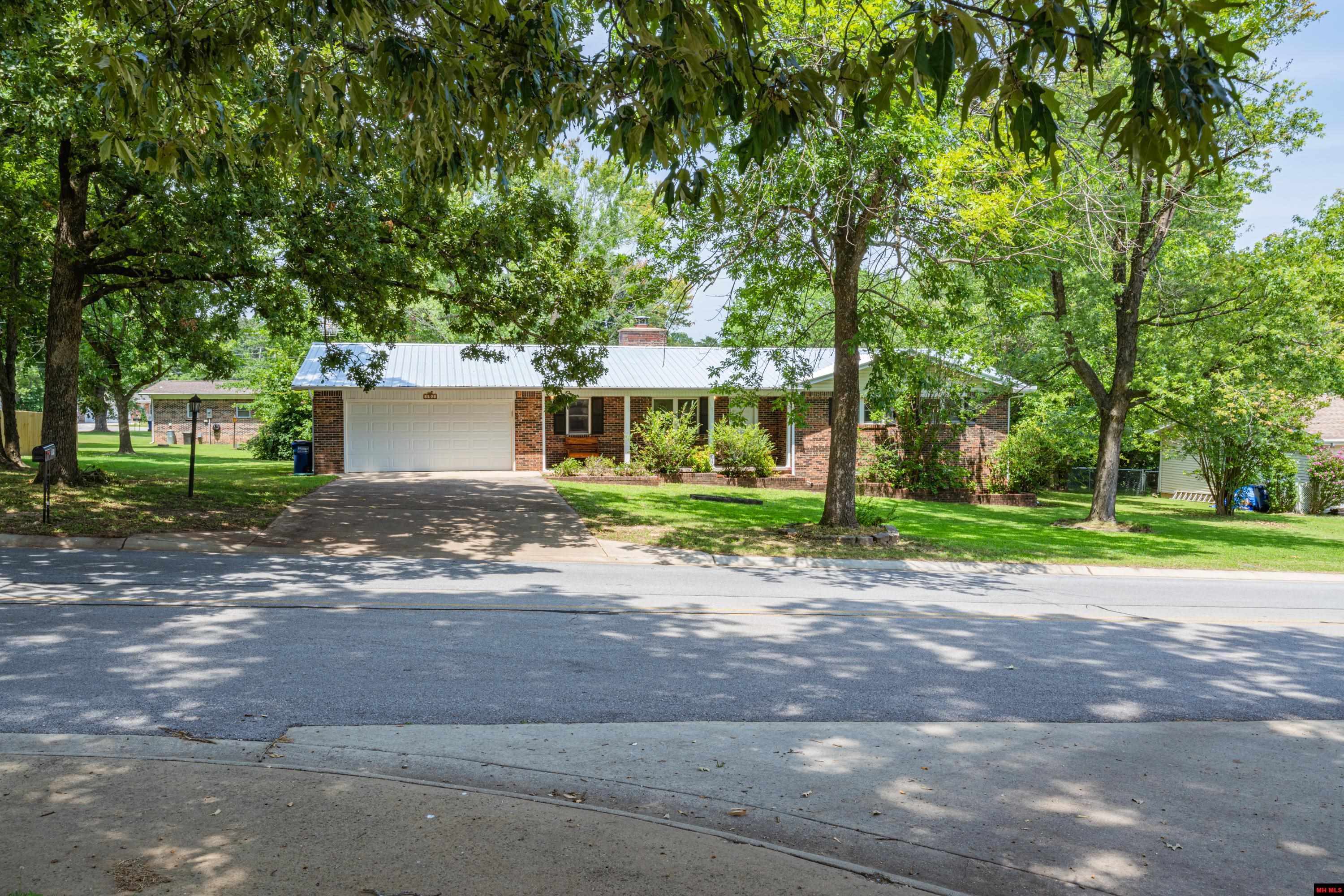 191 W WADE AVENUE Mountain Home, AR