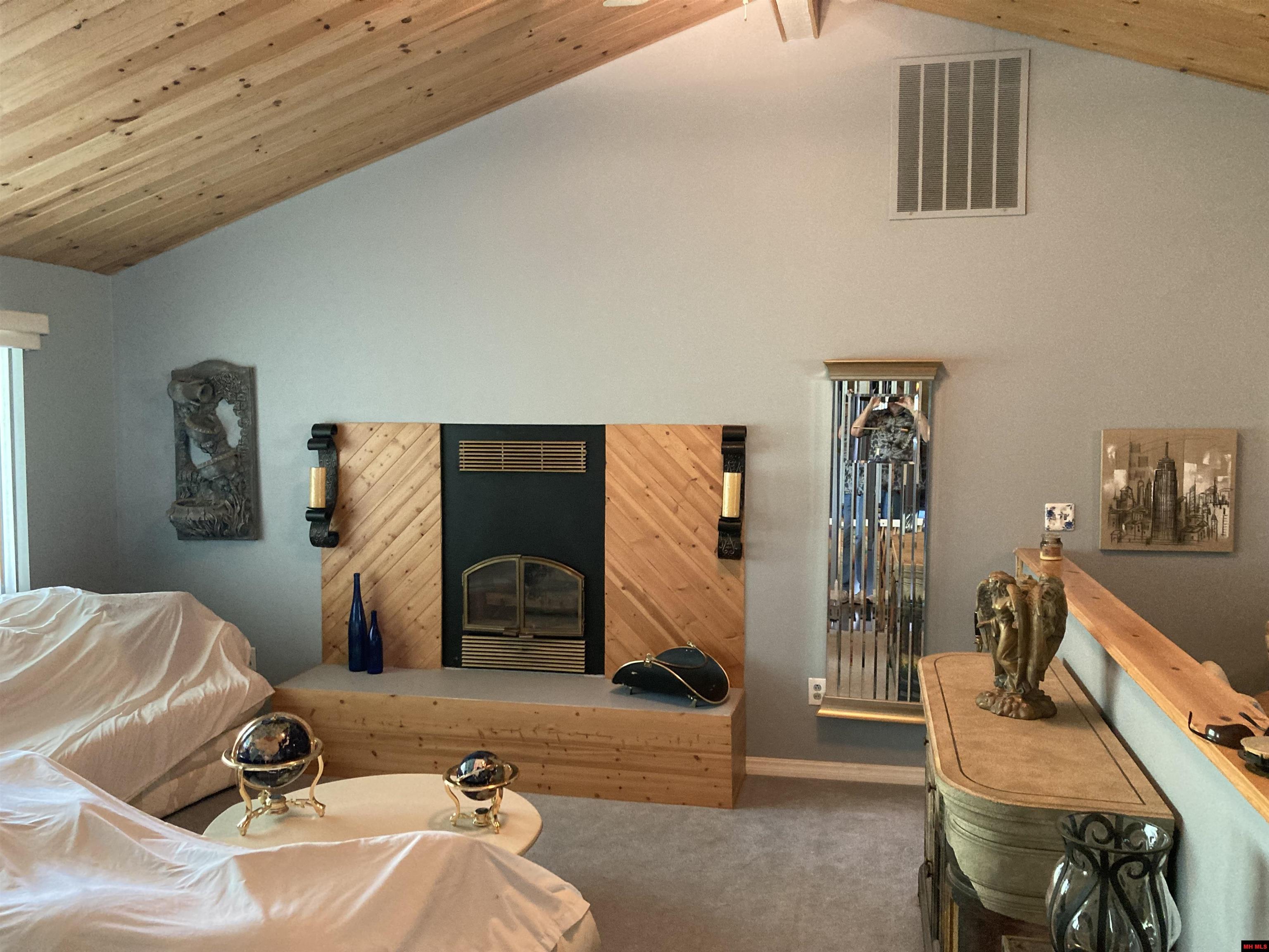 1378 CR 39 Mountain Home, AR
