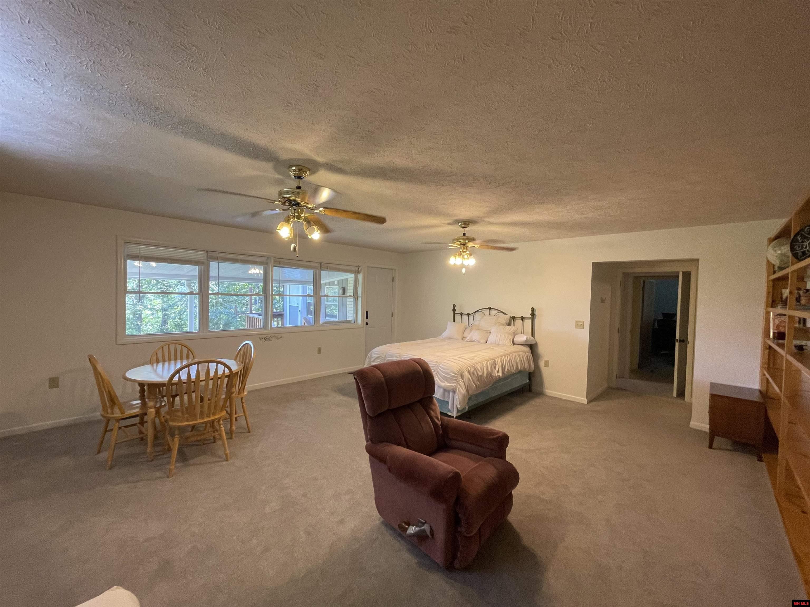 135 CR 397 Mountain Home, AR