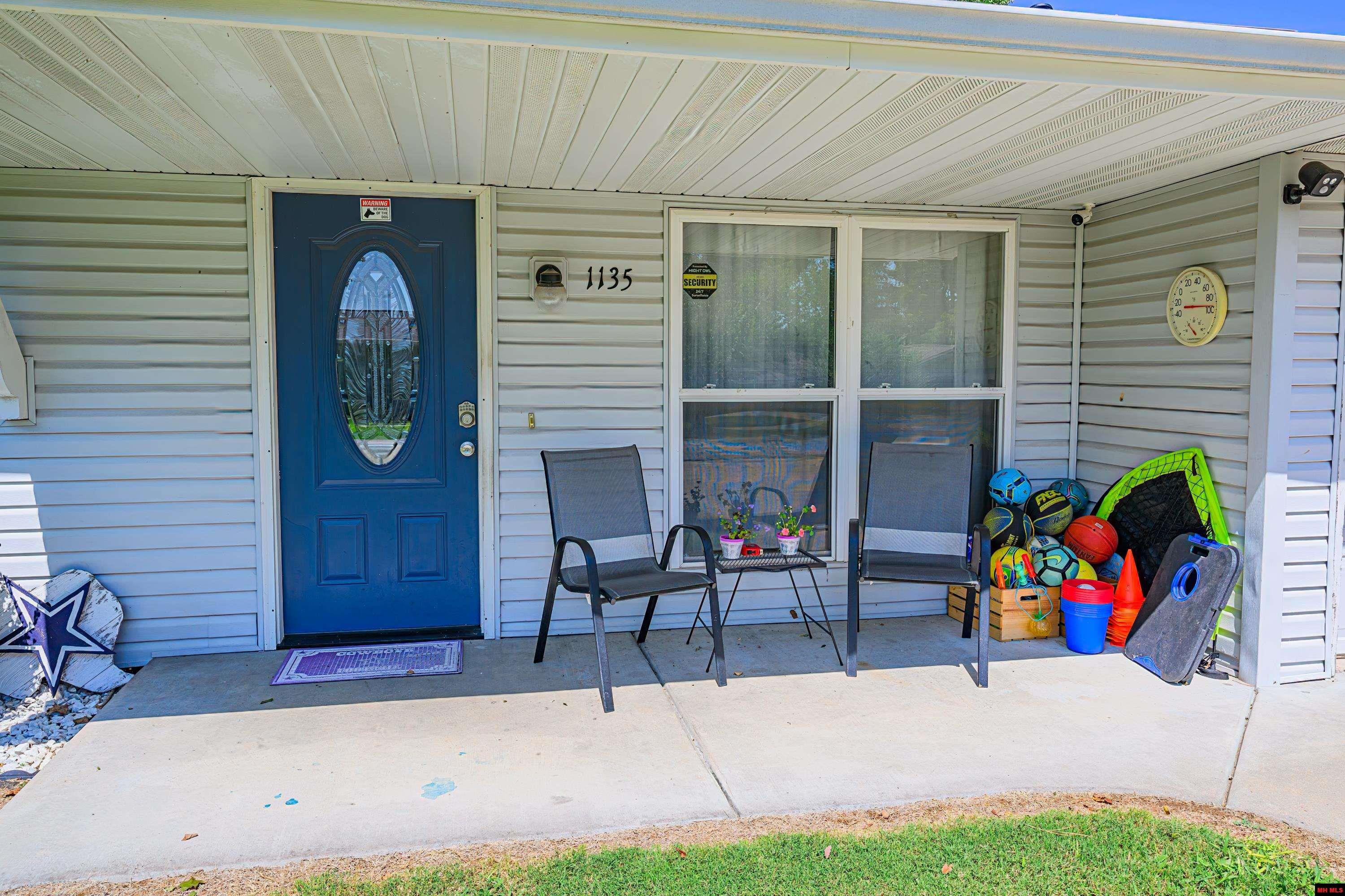 1135 LEONARD DRIVE Mountain Home, AR