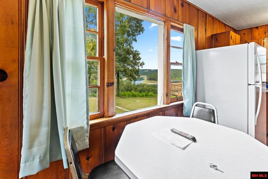 887 Cabin 12 HOWARD CREEK ROAD Midway, AR
