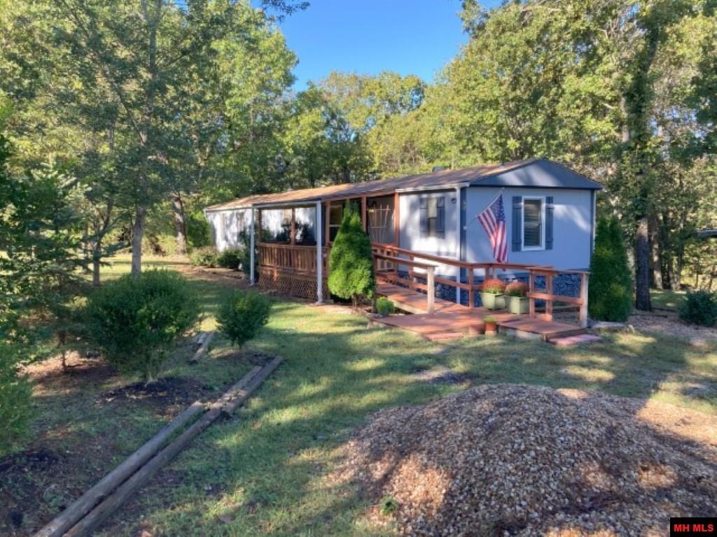 62 PINEWOOD LANE Mountain Home, AR