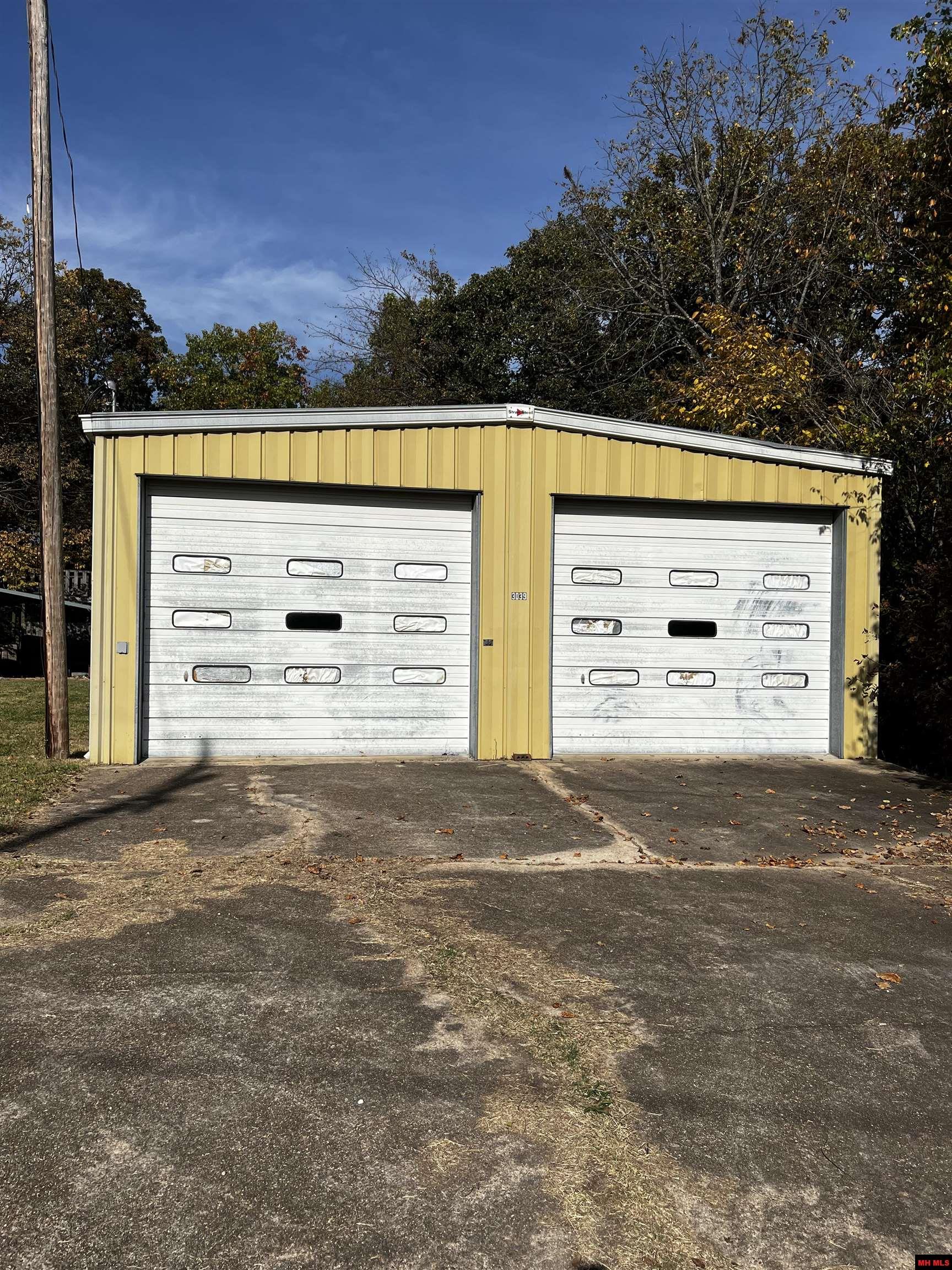 3039 HWY 5 NORTH Mountain Home AR Business Only/No RE For Sale