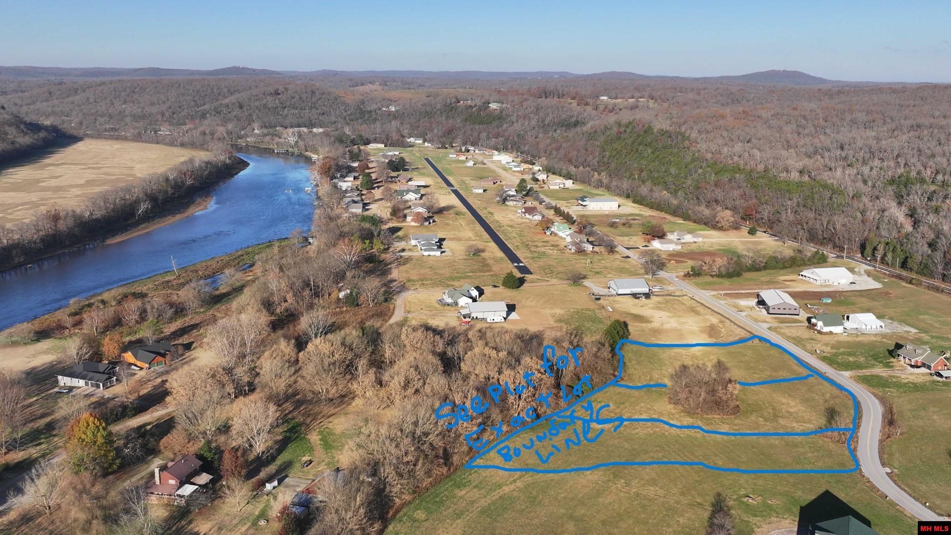 227 TROPHY COURT Cotter, AR