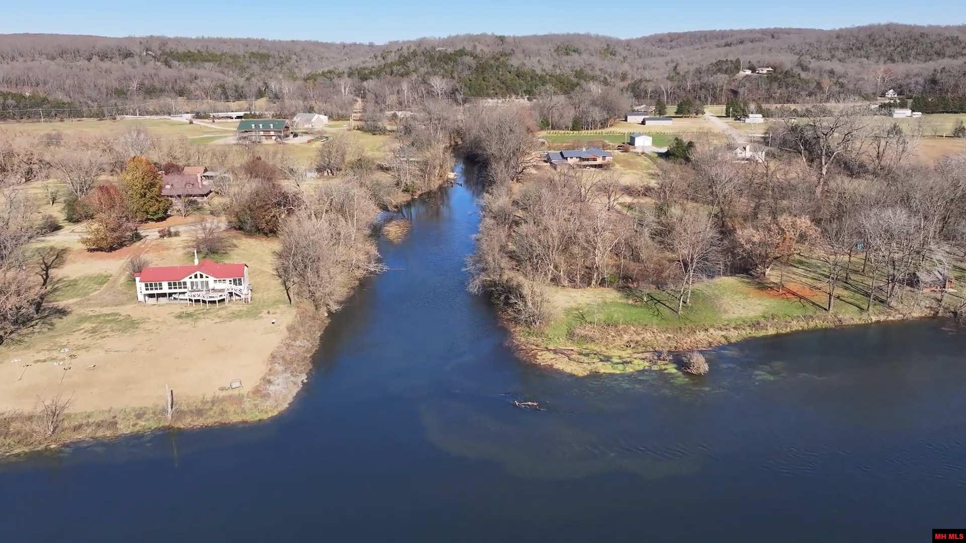 227 TROPHY COURT Cotter, AR