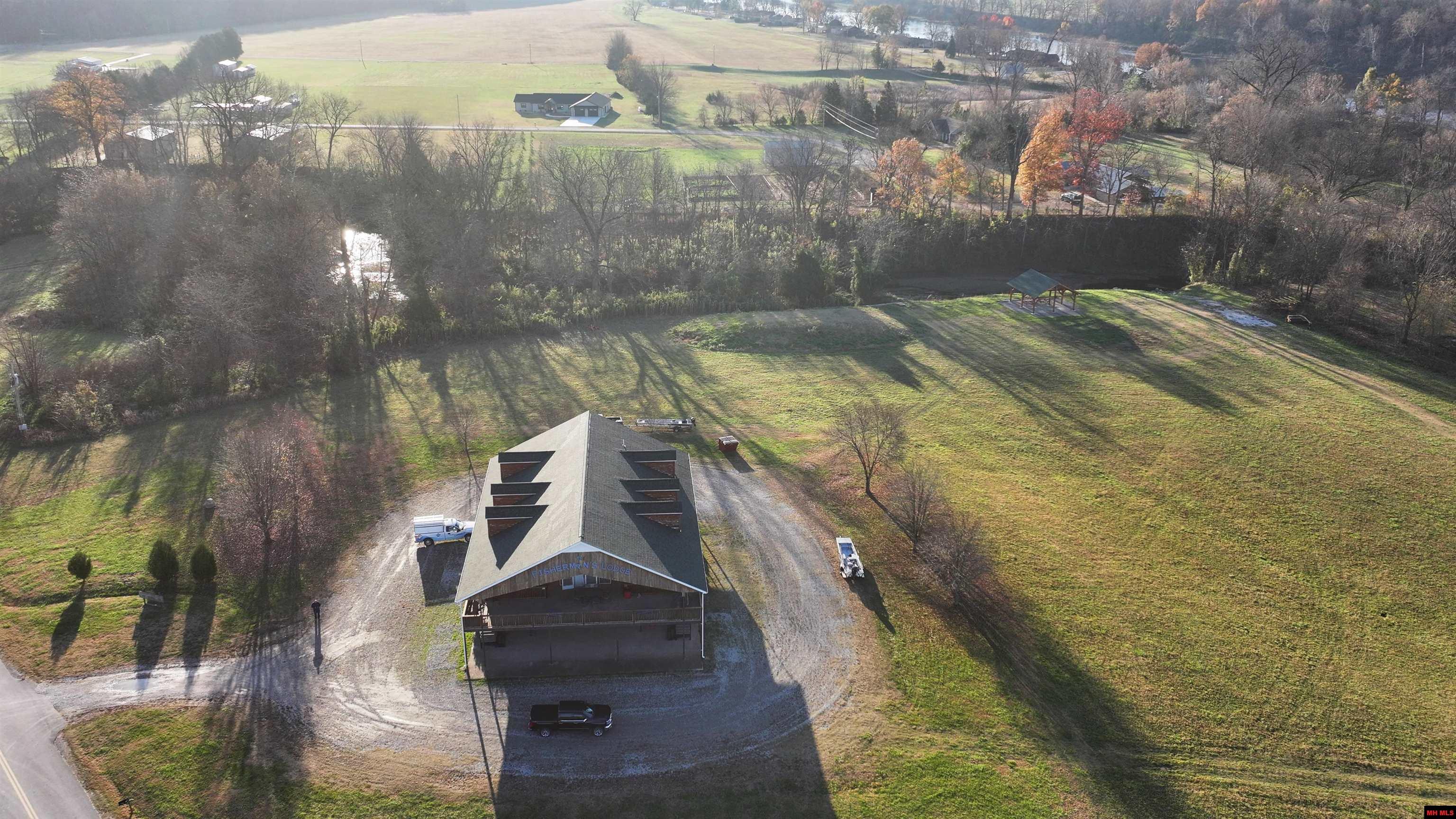 227 TROPHY COURT Cotter, AR