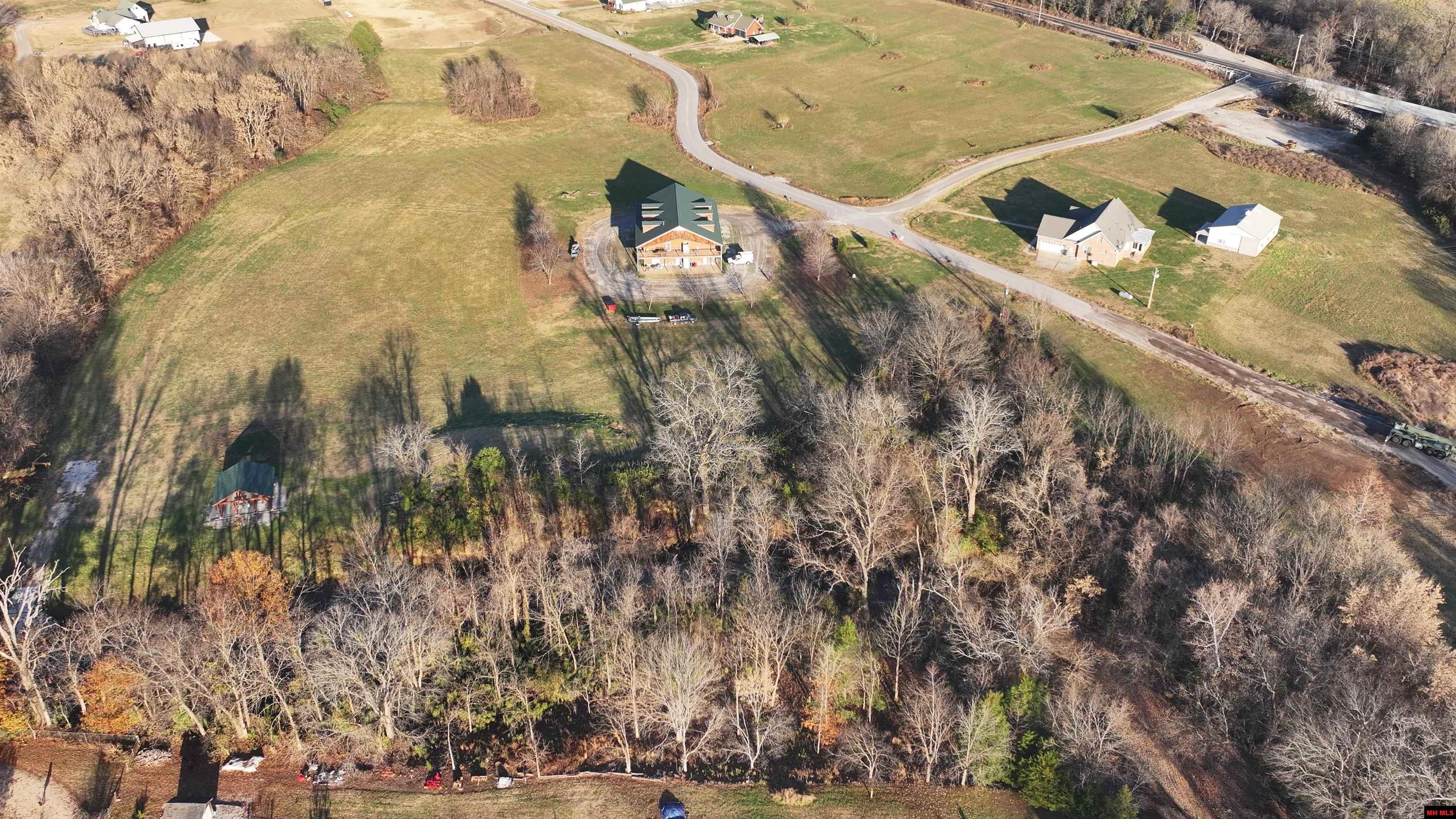 227 TROPHY COURT Cotter, AR