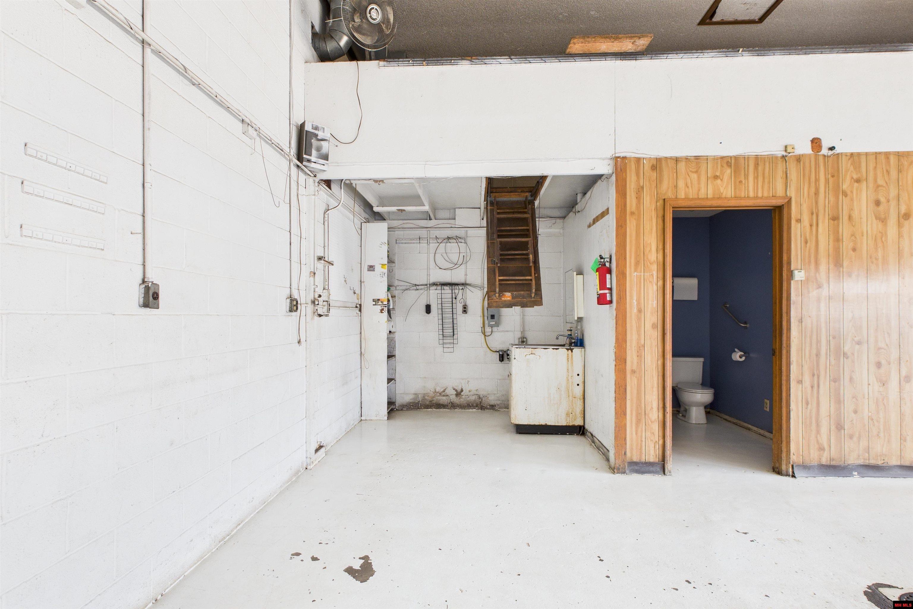 4001 HWY 62 EAST Mountain Home, AR