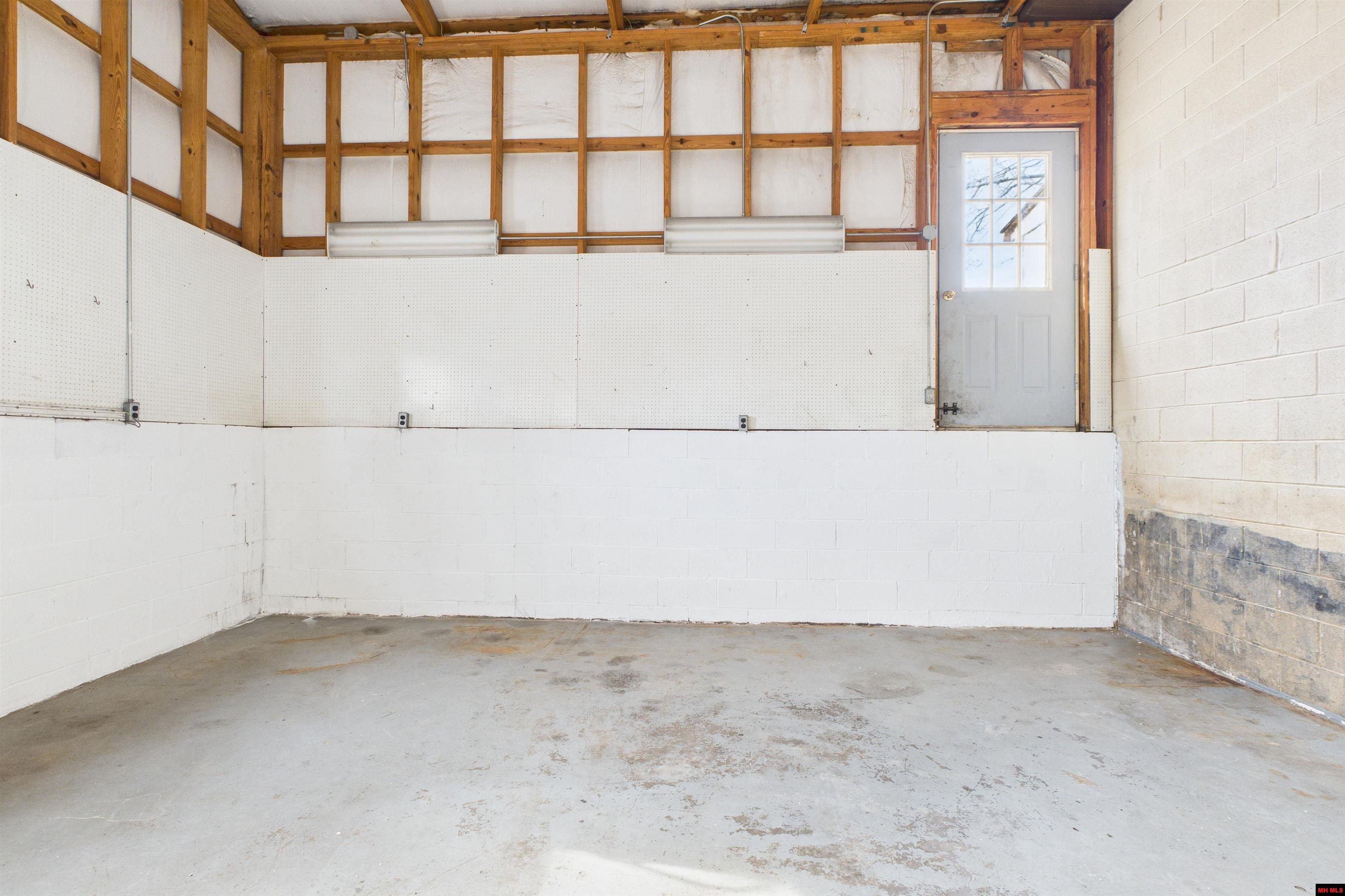 4001 HWY 62 EAST Mountain Home, AR