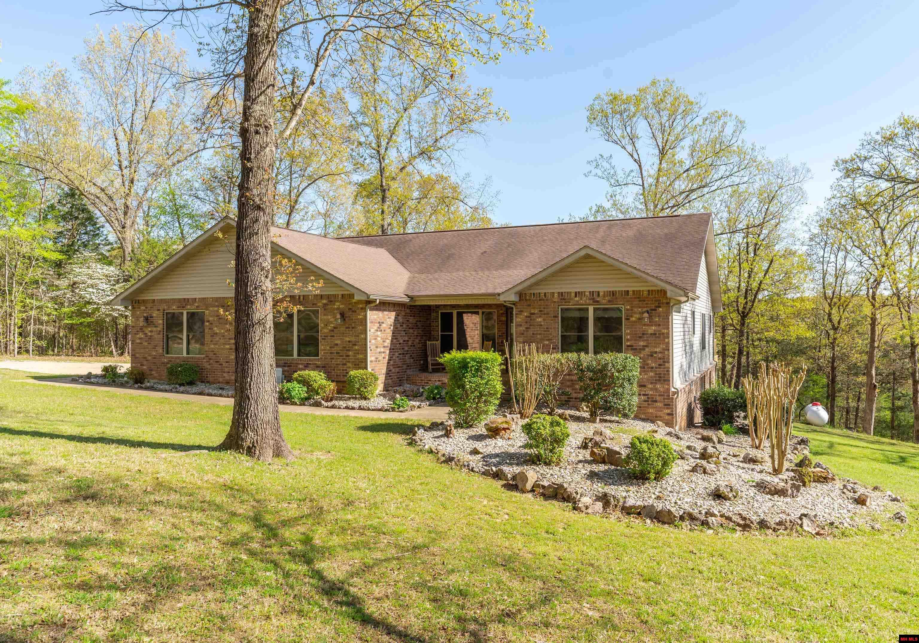 814 JASON CIRCLE Lakeview AR Homes with >, 1 Acre,Residential Home