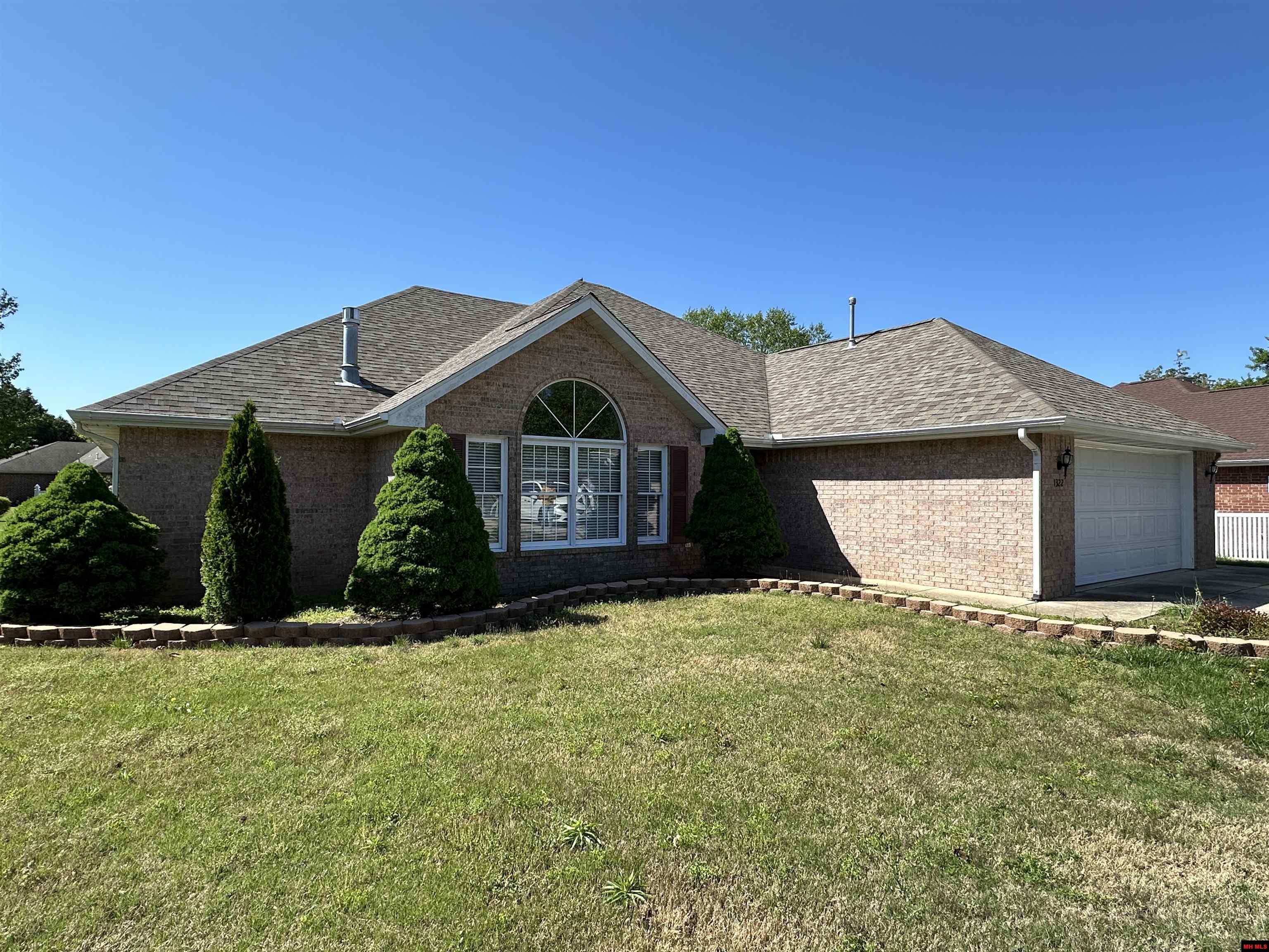 1322 COTTONWOOD COURT Mountain Home, AR