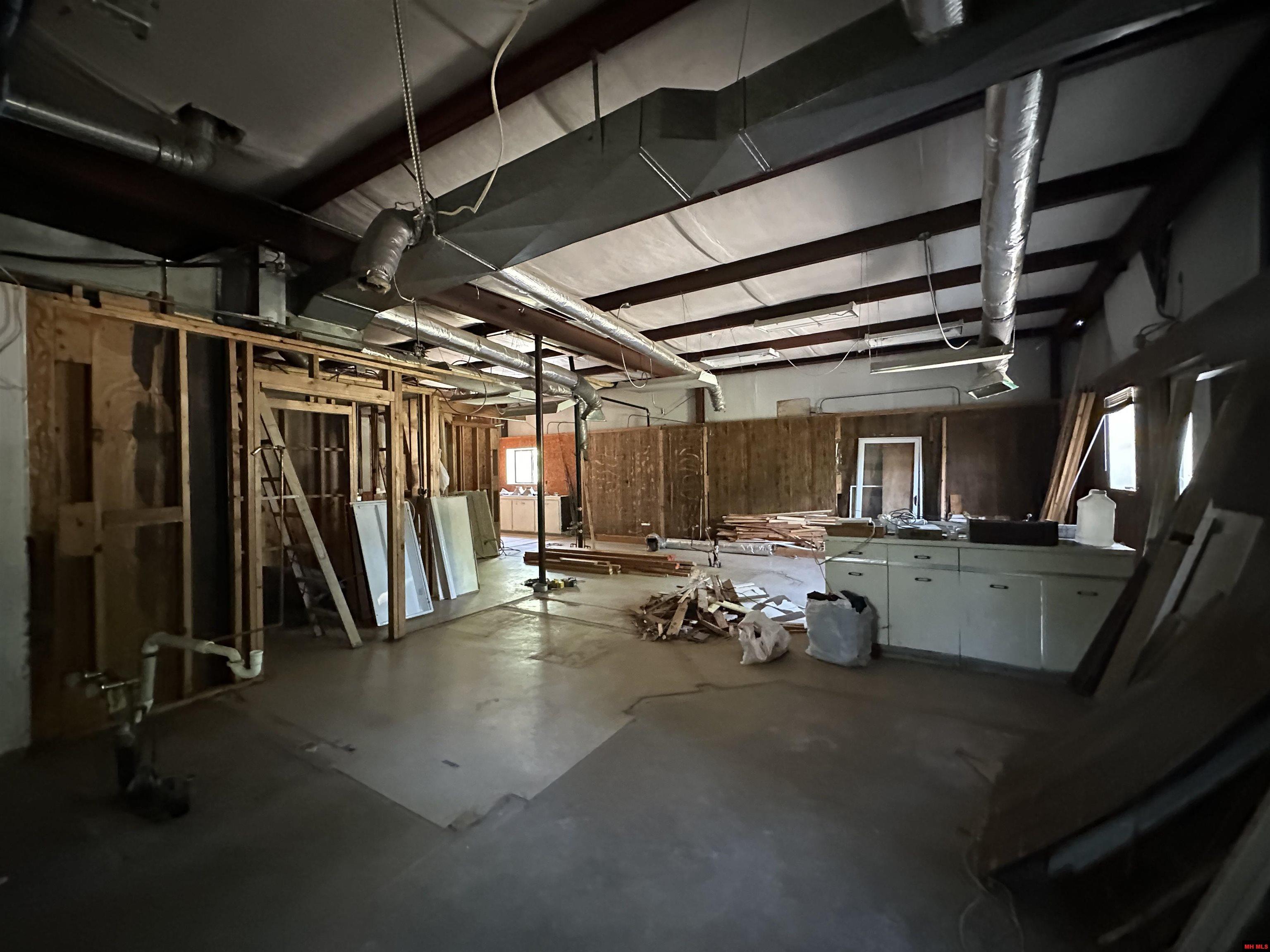 503 S 1ST STREET Flippin, AR