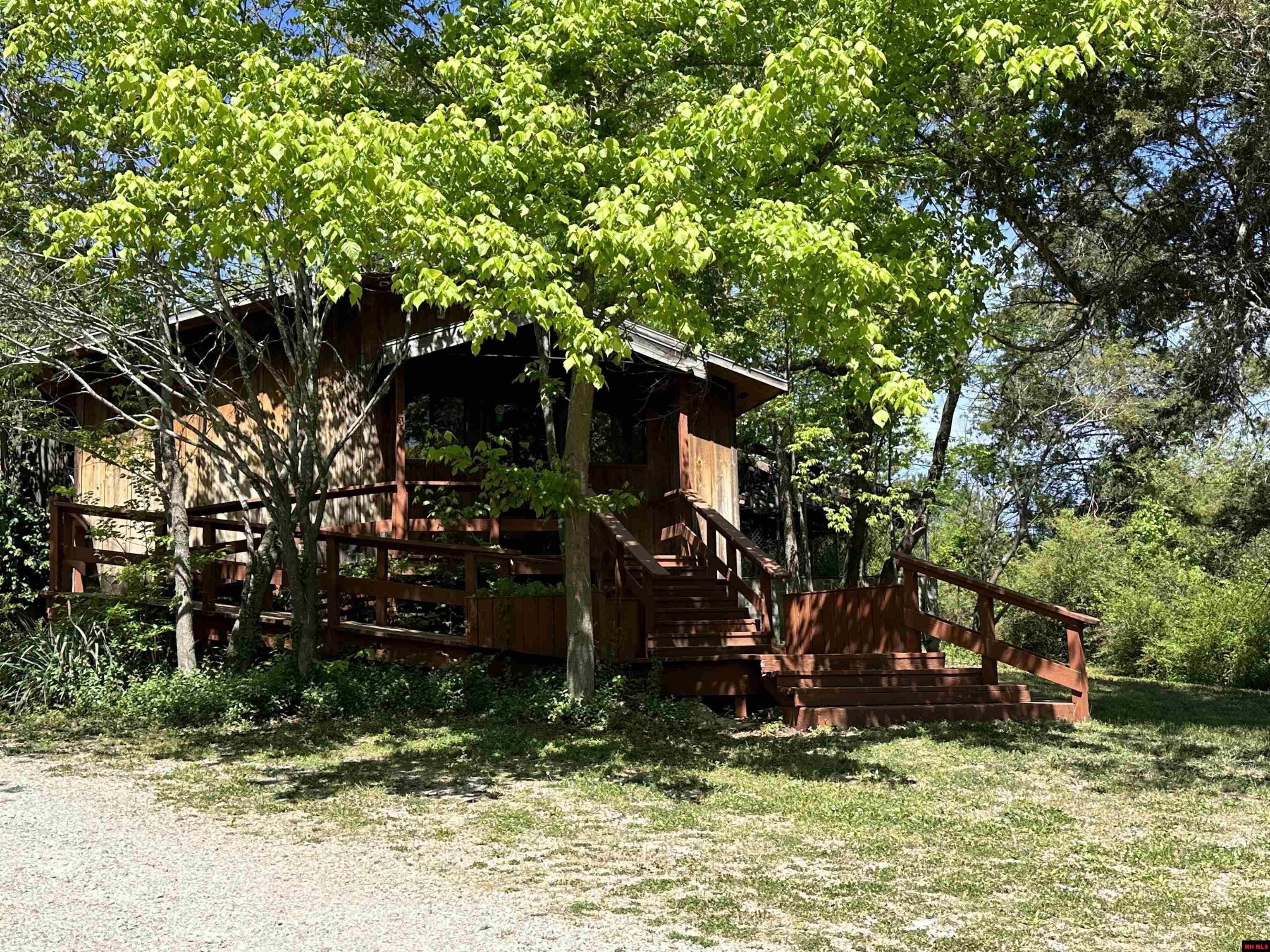 503 S 1ST STREET Flippin, AR