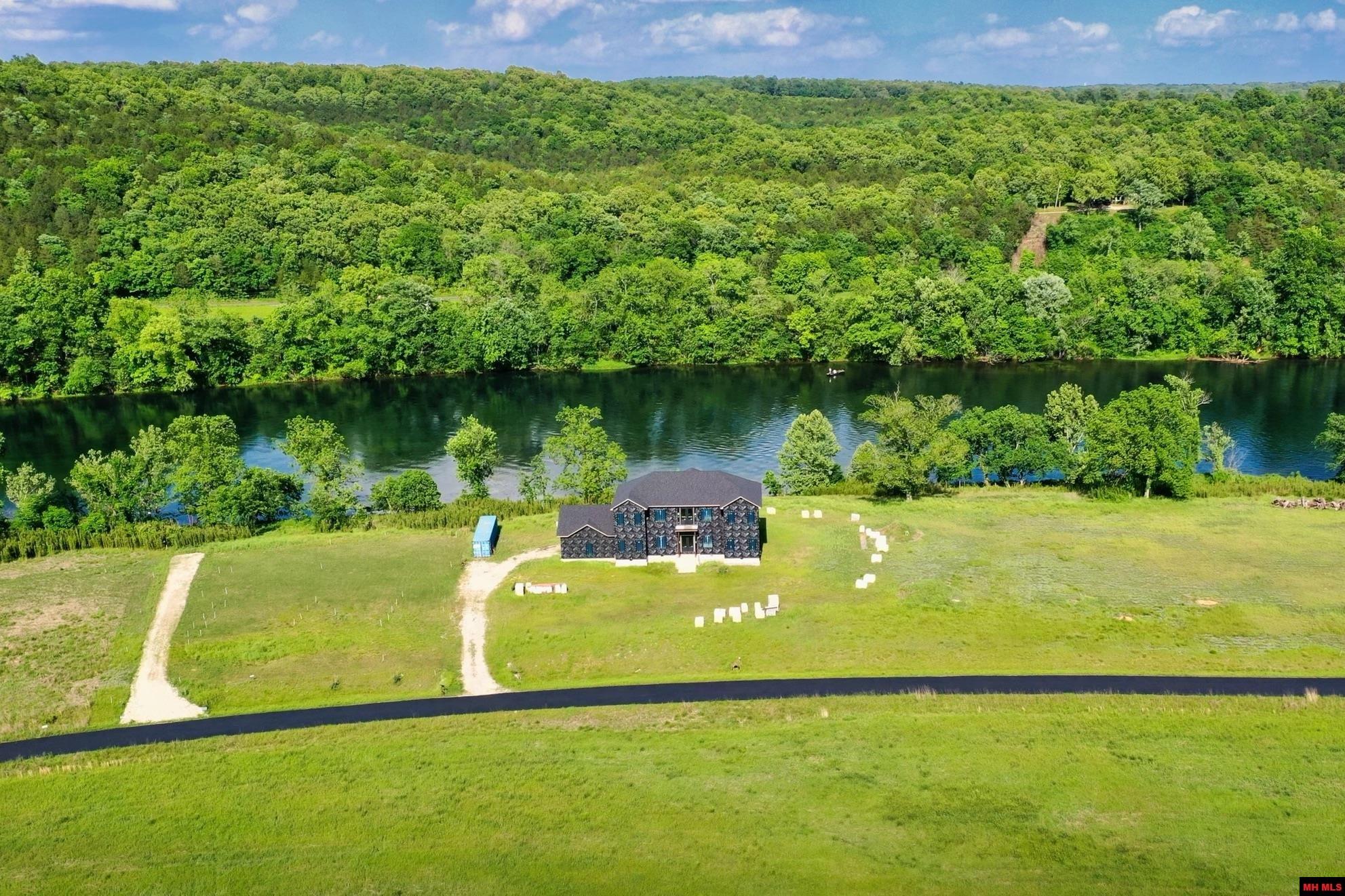 109 WET FLY COURT Flippin AR Homes with >, 1 Acre,Residential Home