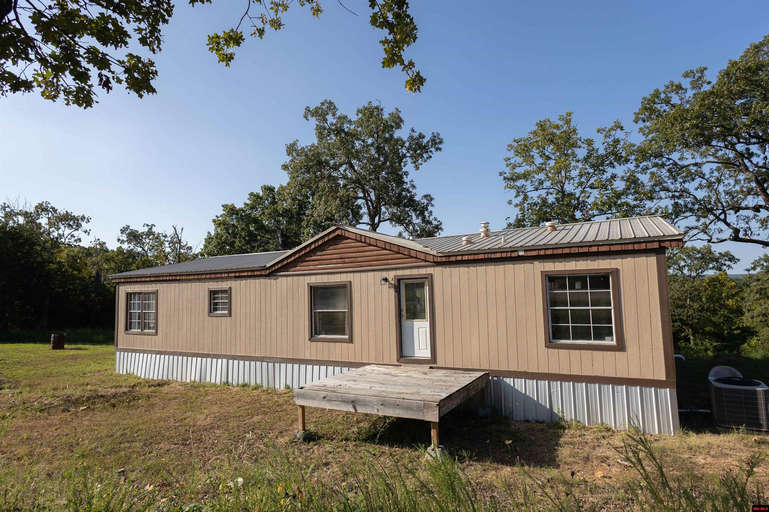 9 MC 124 Oakland, AR