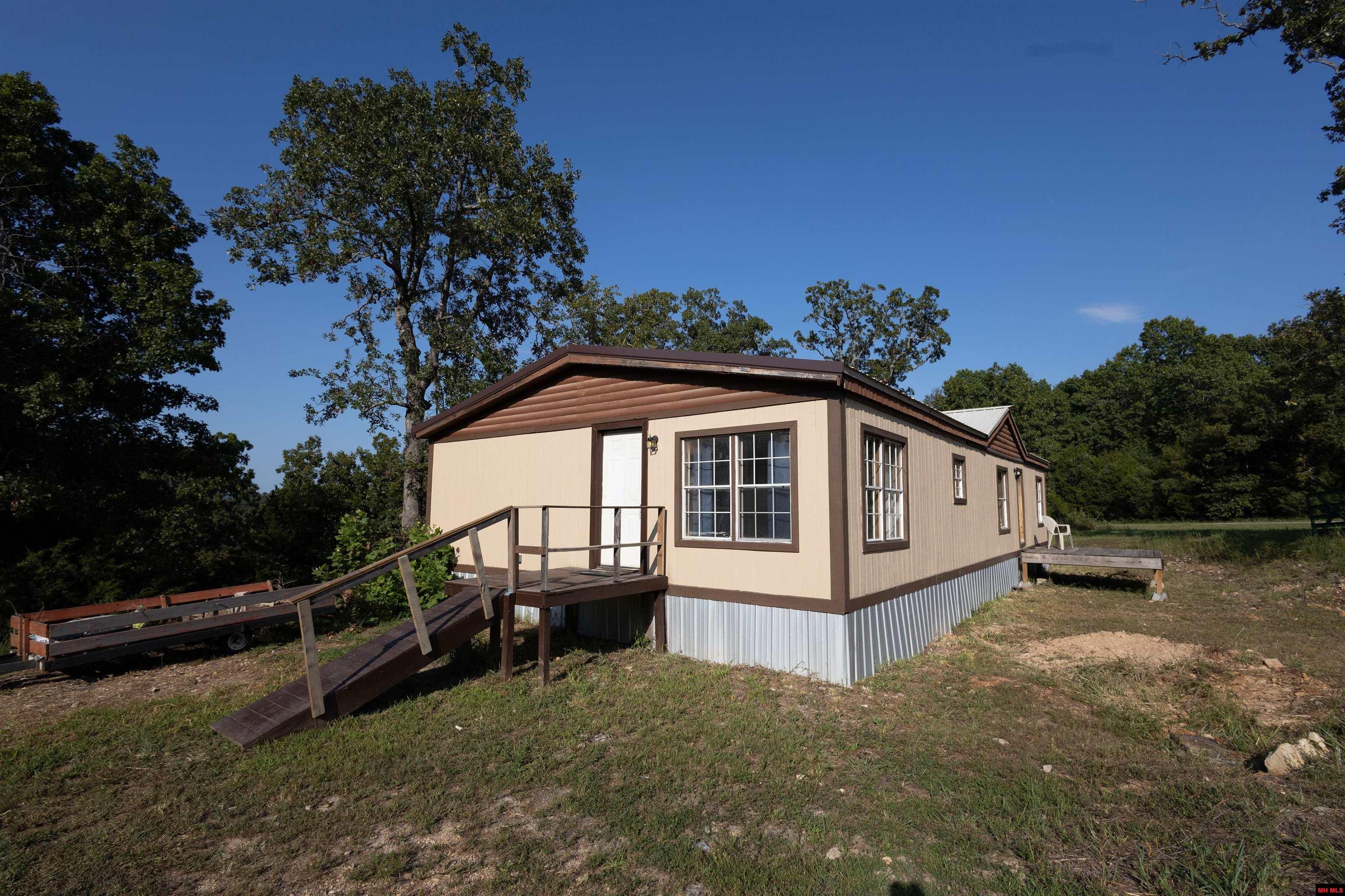 9 MC 124 Oakland, AR
