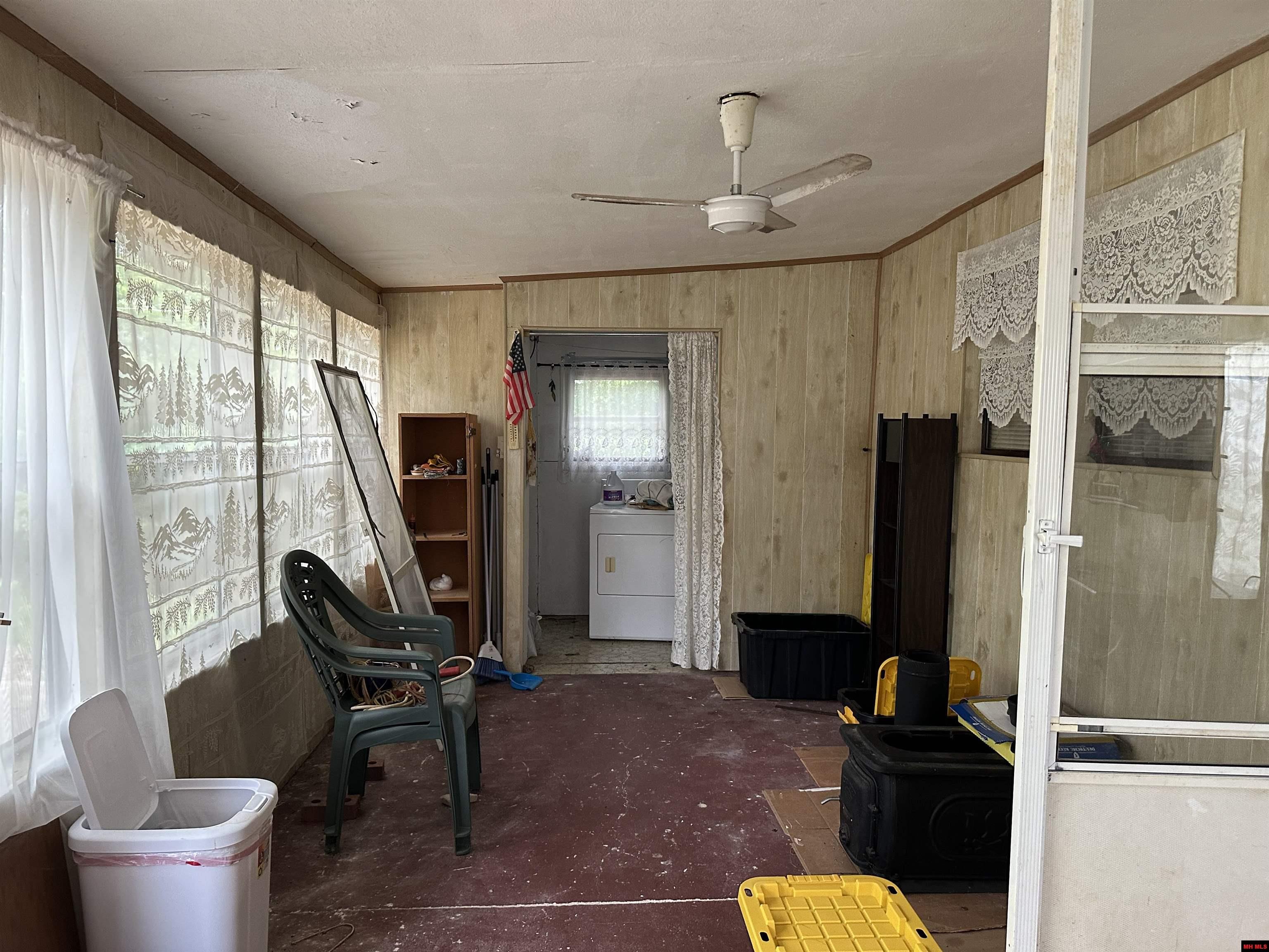 105 HICKORY STREET Bull Shoals, AR