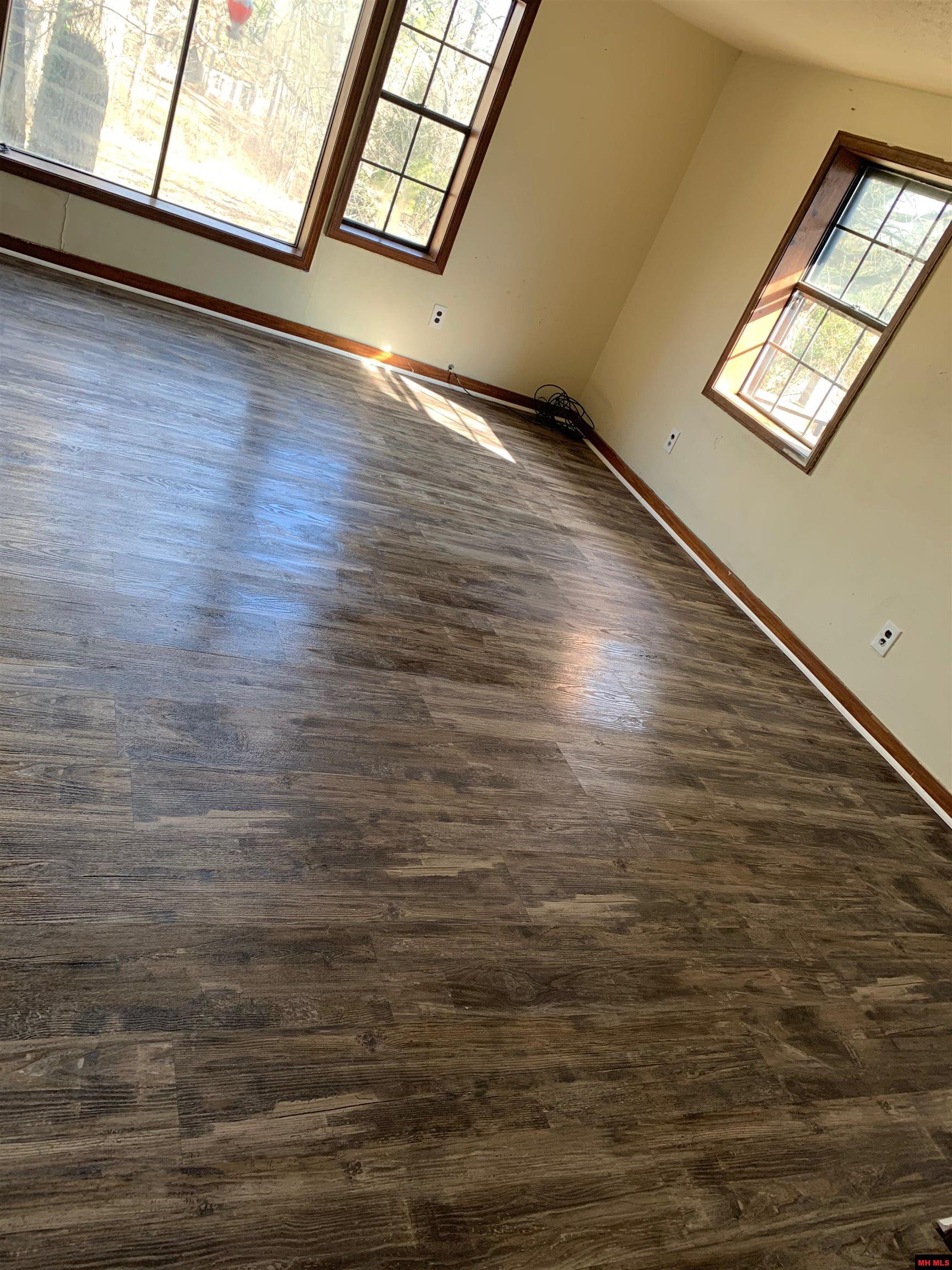 2377 JORDAN ROAD Norfork, AR
