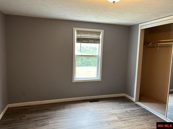 1094 N MAPLE STREET Yellville, AR