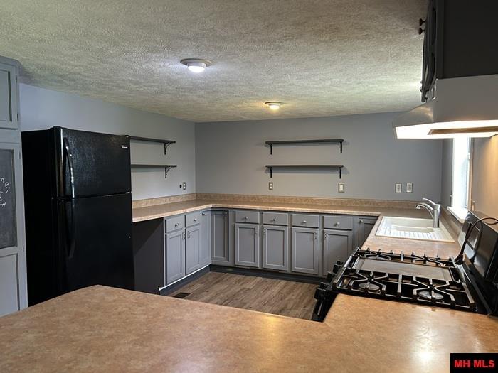 1094 N MAPLE STREET Yellville, AR