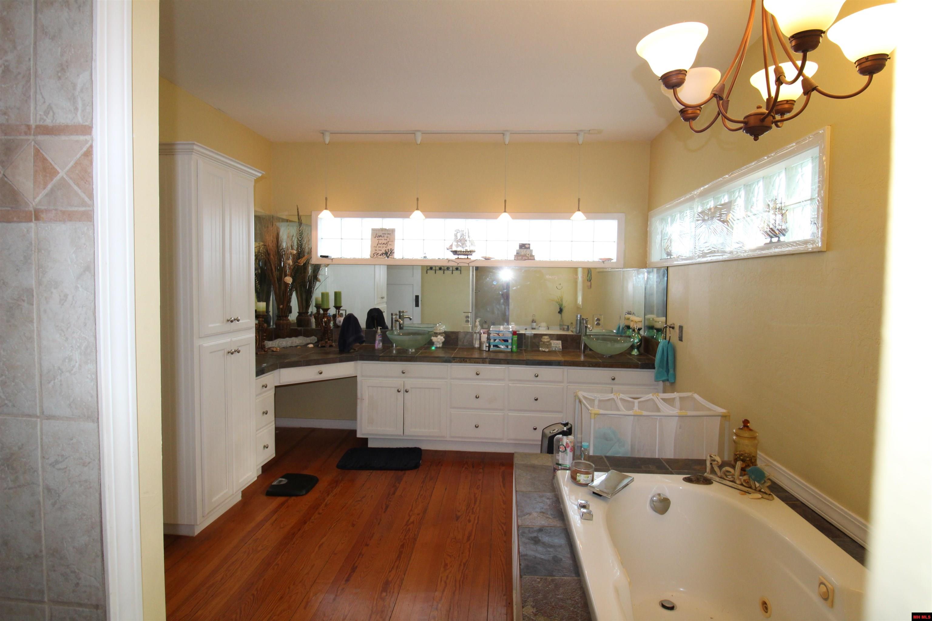 1001 S MAIN STREET Lockwood, MO