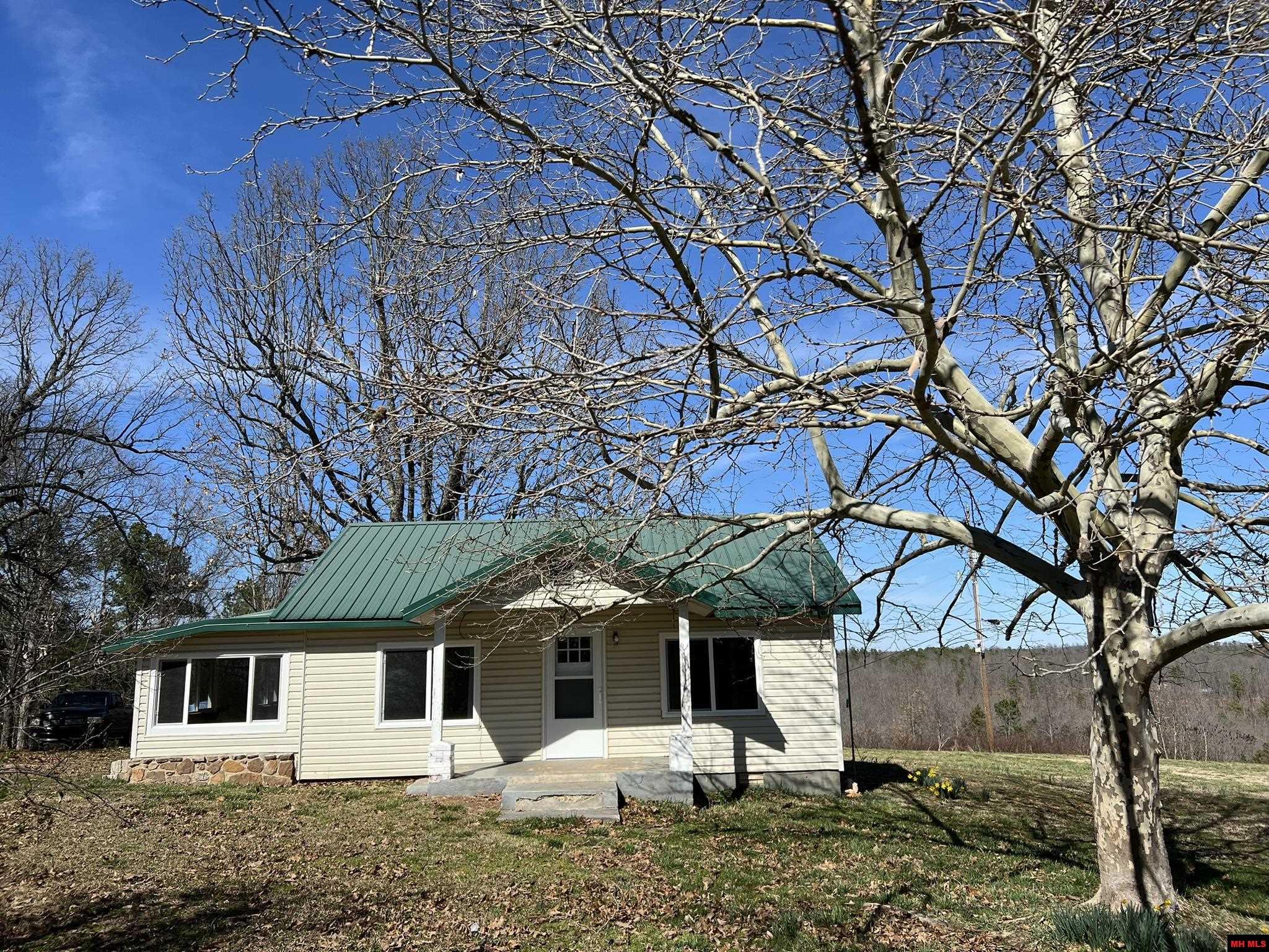 9756 HWY 14 SOUTH Yellville, AR 72687
