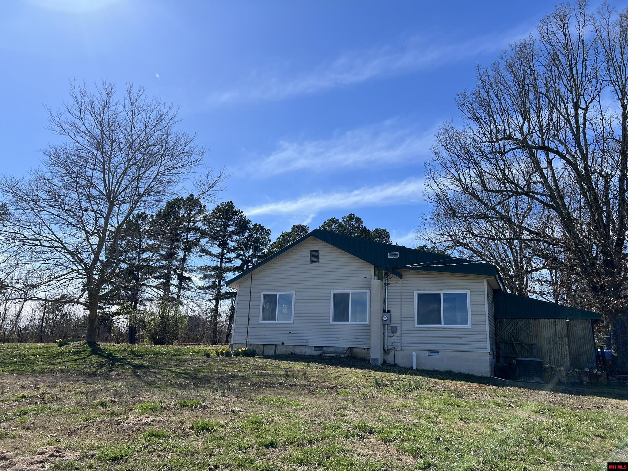 9756 HWY 14 SOUTH Yellville, AR 72687