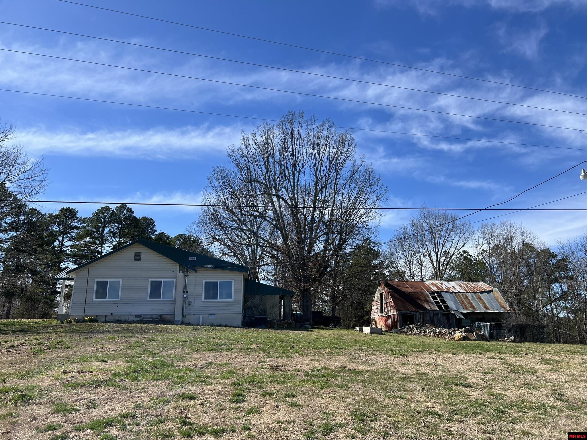 9756 HWY 14 SOUTH Yellville, AR 72687