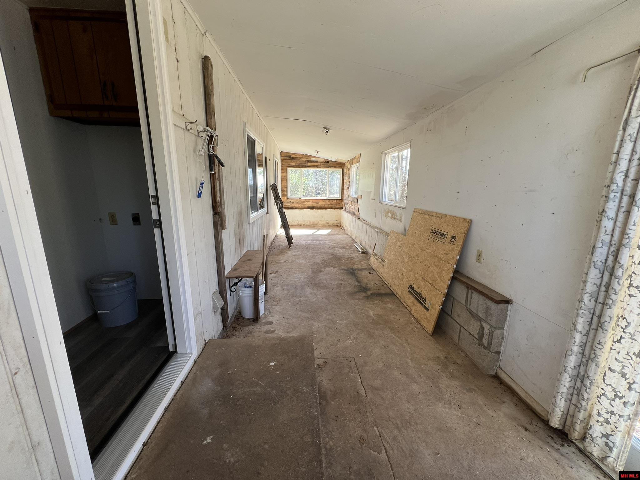 9756 HWY 14 SOUTH Yellville, AR 72687